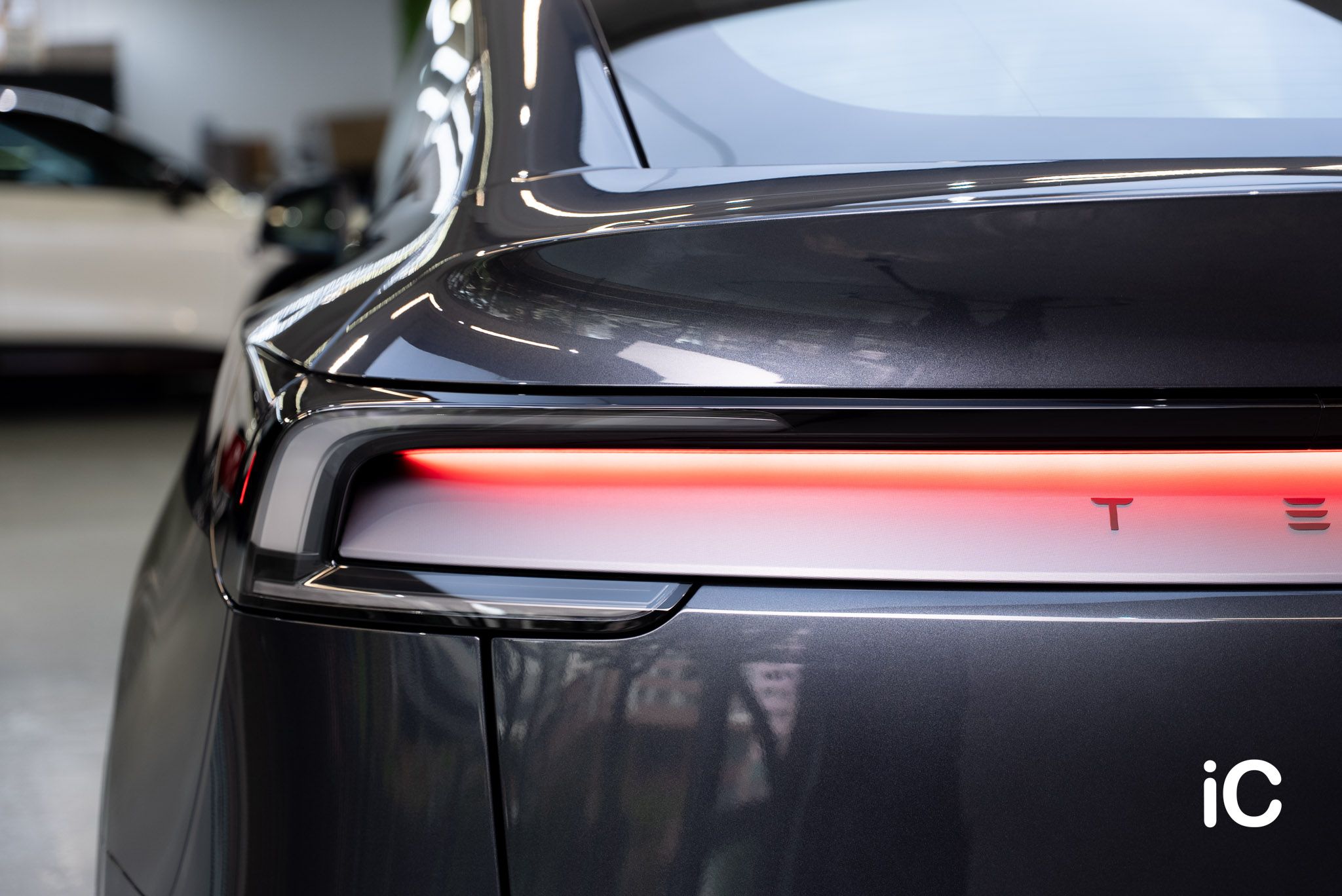 Tesla Model Y 鍍膜 施工作品