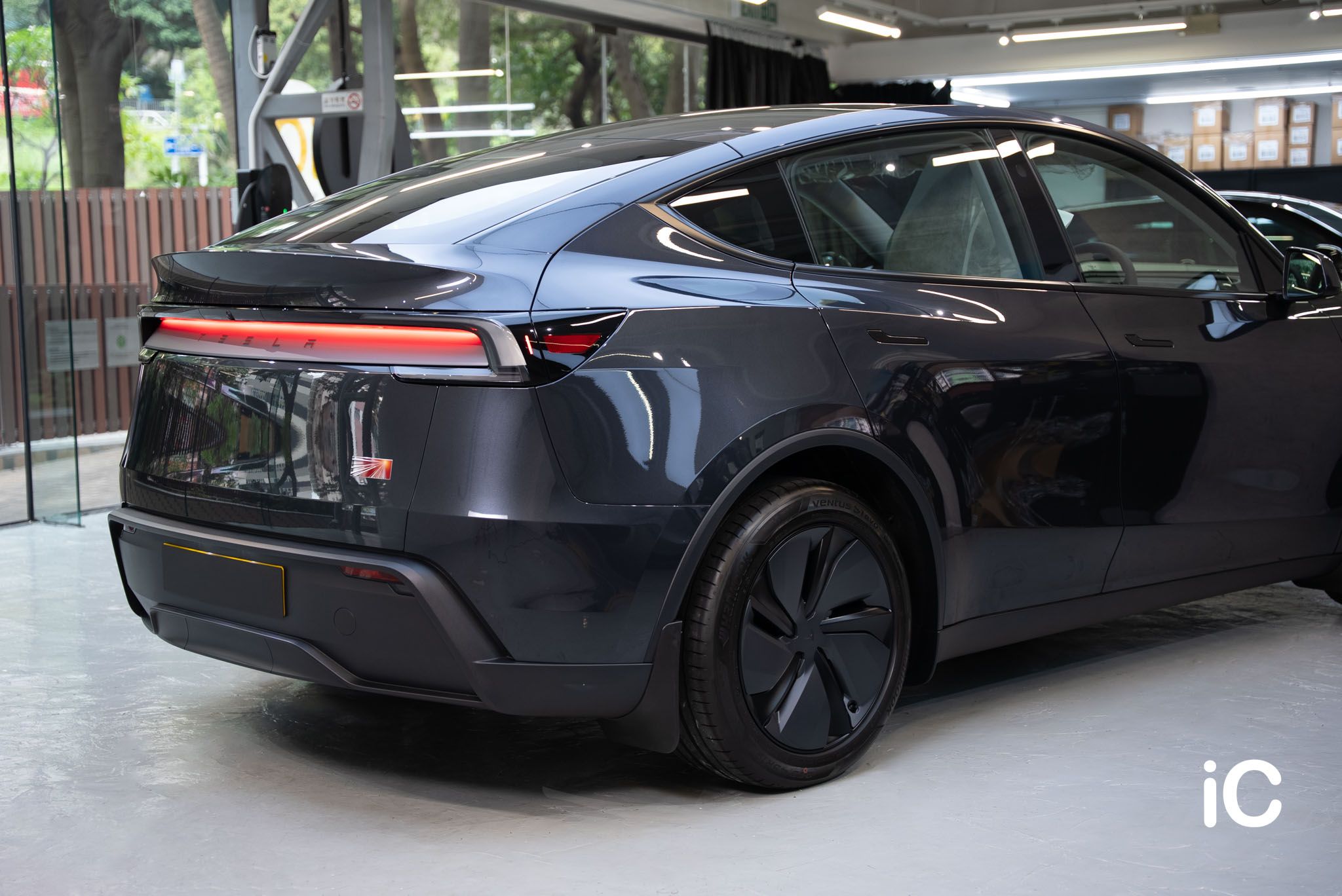 Tesla Model Y 鍍膜 施工作品