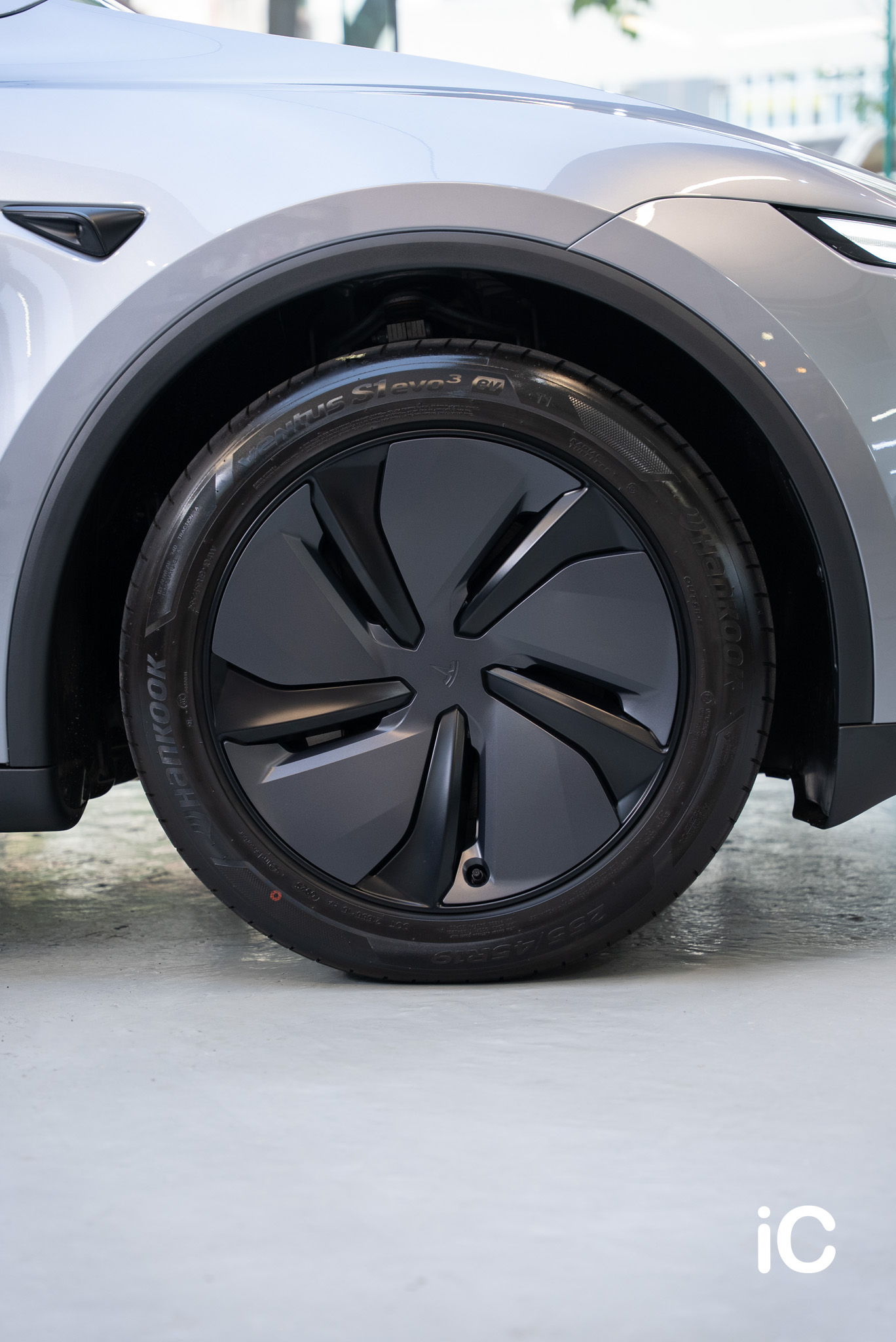 Tesla Model Y 透明 PPF 施工作品