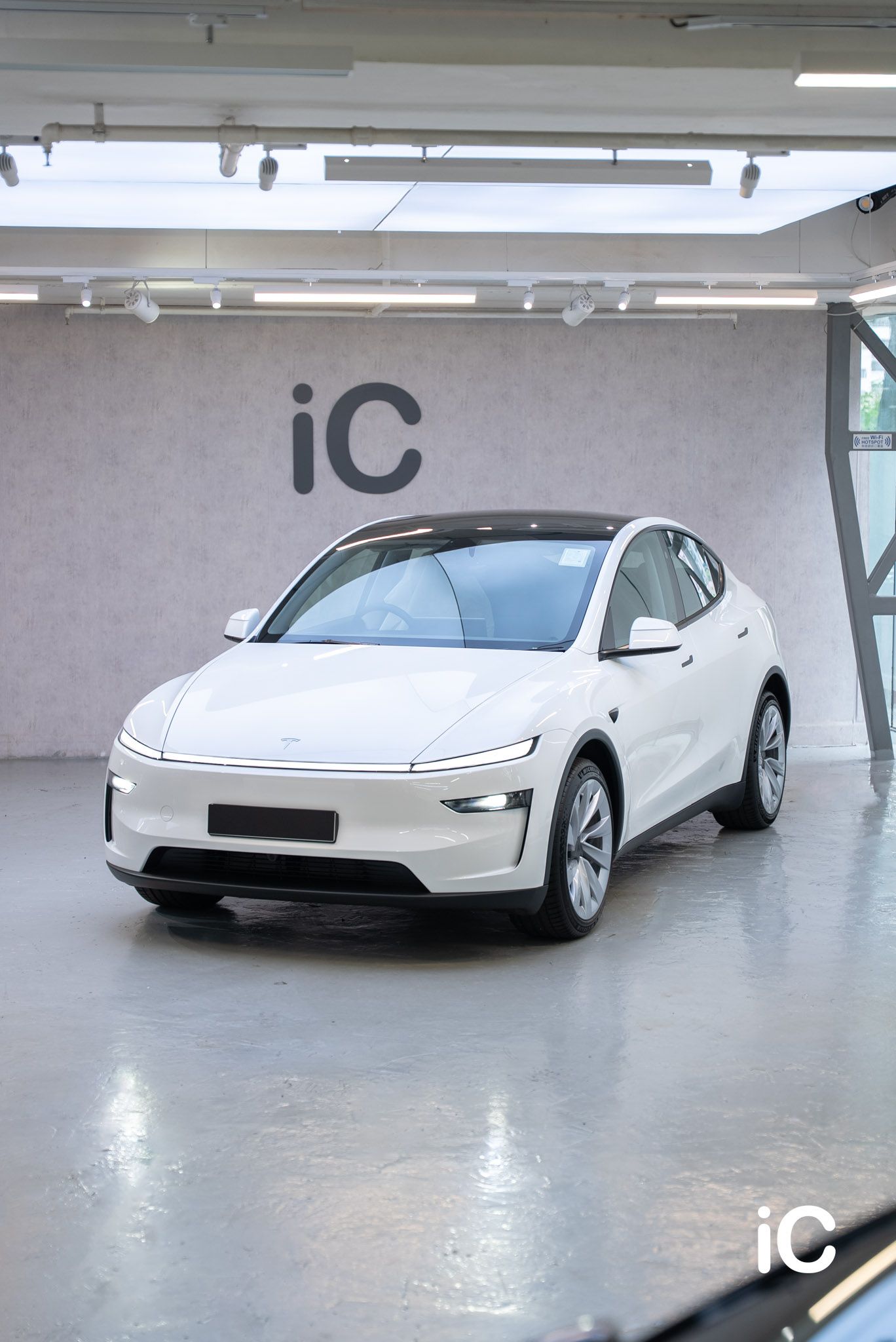 Tesla Model Y 鍍膜 施工作品