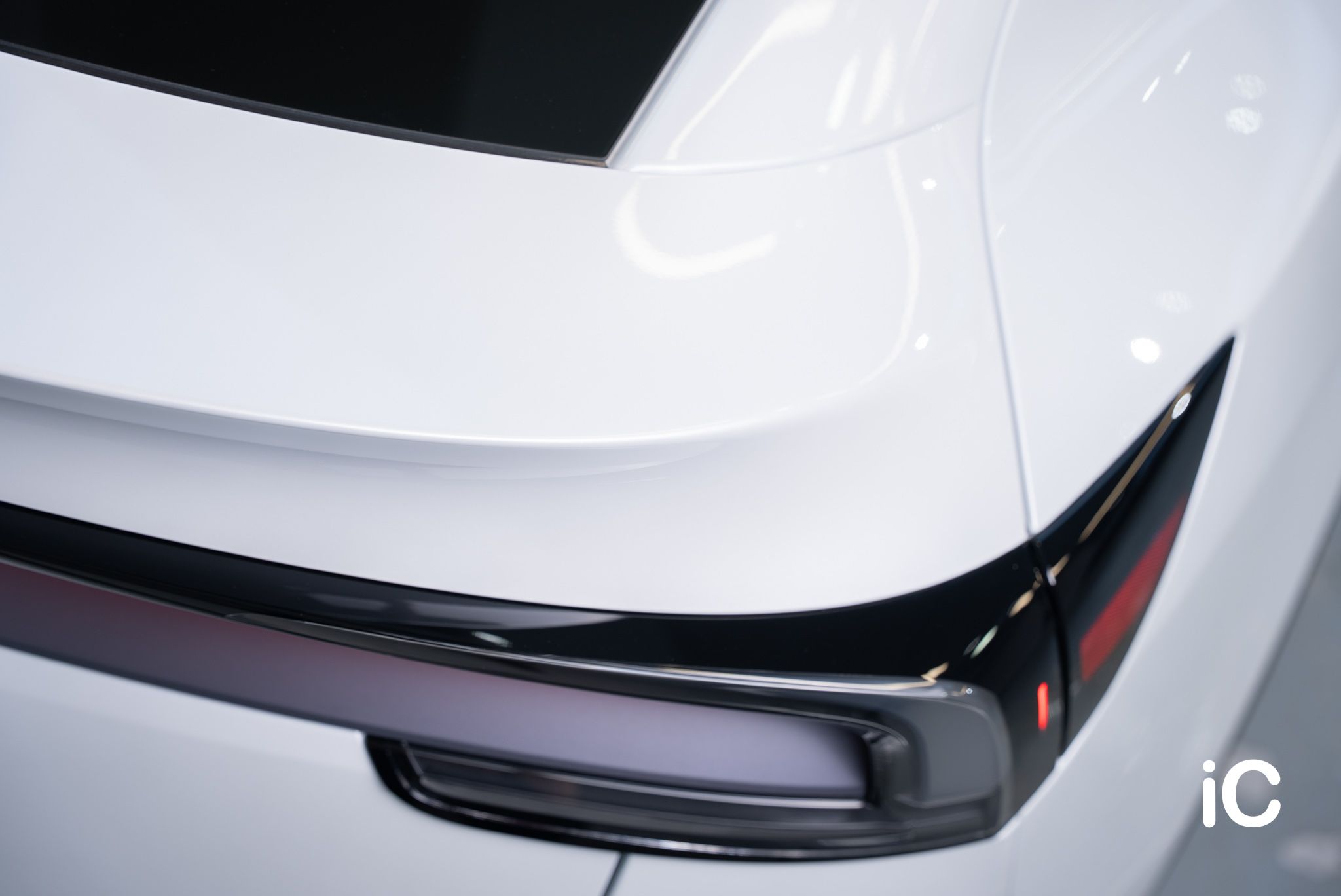 Tesla Model Y 鍍膜 施工作品