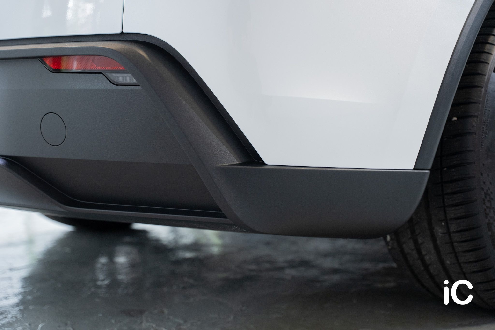 Tesla Model Y 鍍膜 施工作品
