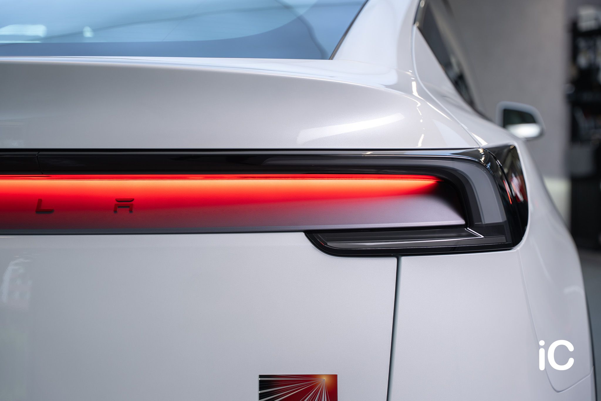 Tesla Model Y 鍍膜 施工作品