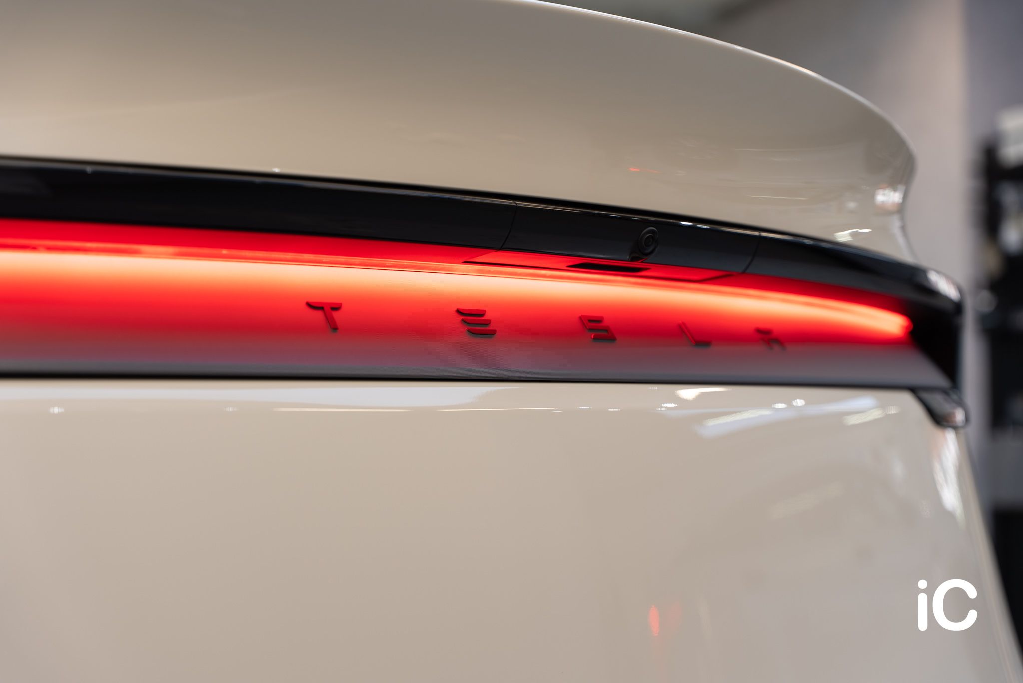 Tesla Model Y 轉色 PPF 施工作品