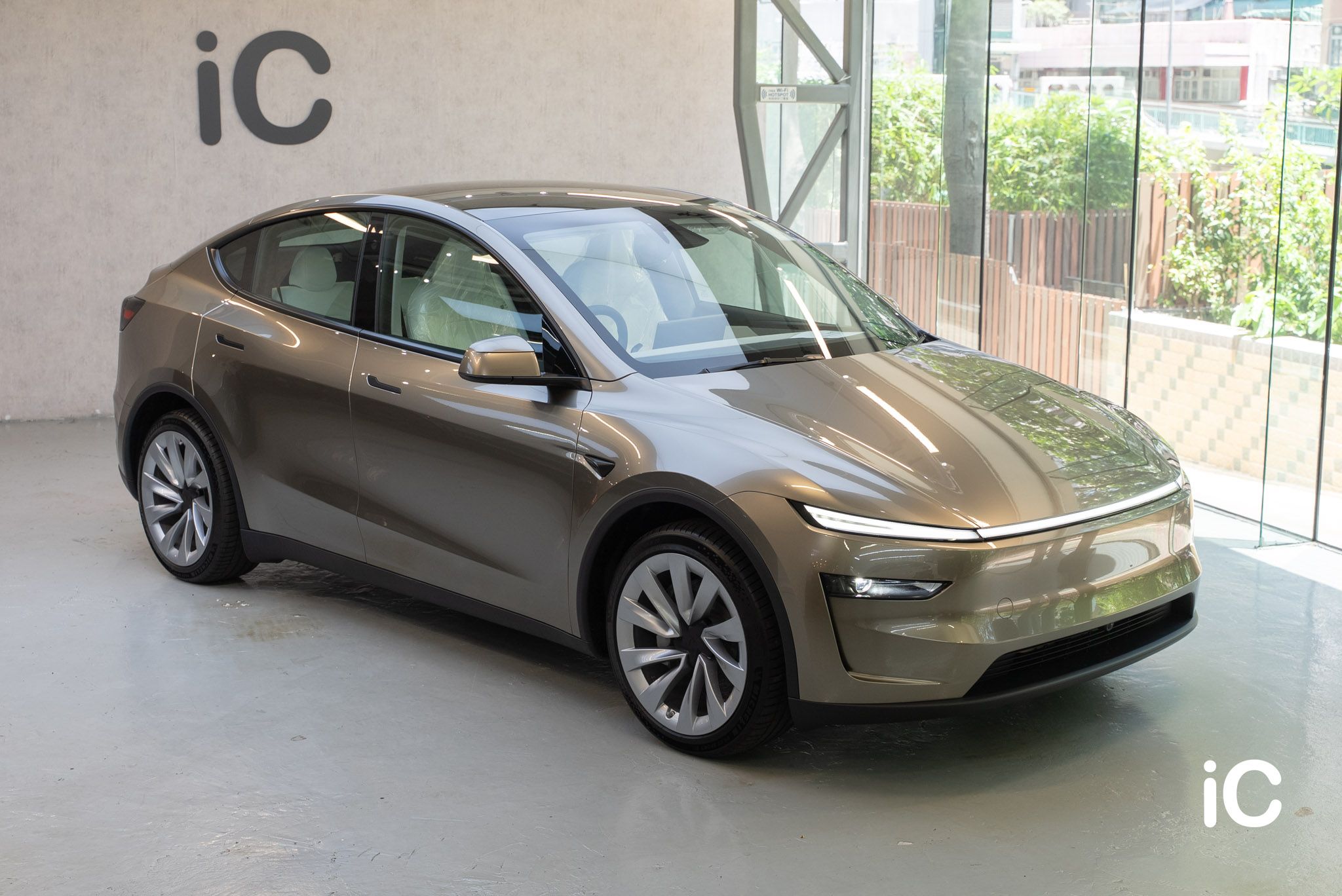 Tesla Model Y 轉色 PPF 施工作品