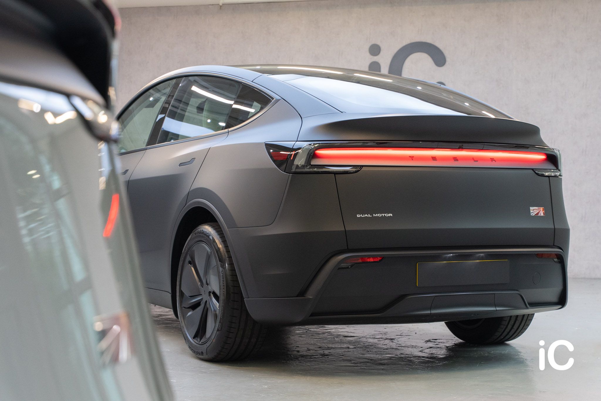 Tesla Model Y 轉色 PPF 施工作品