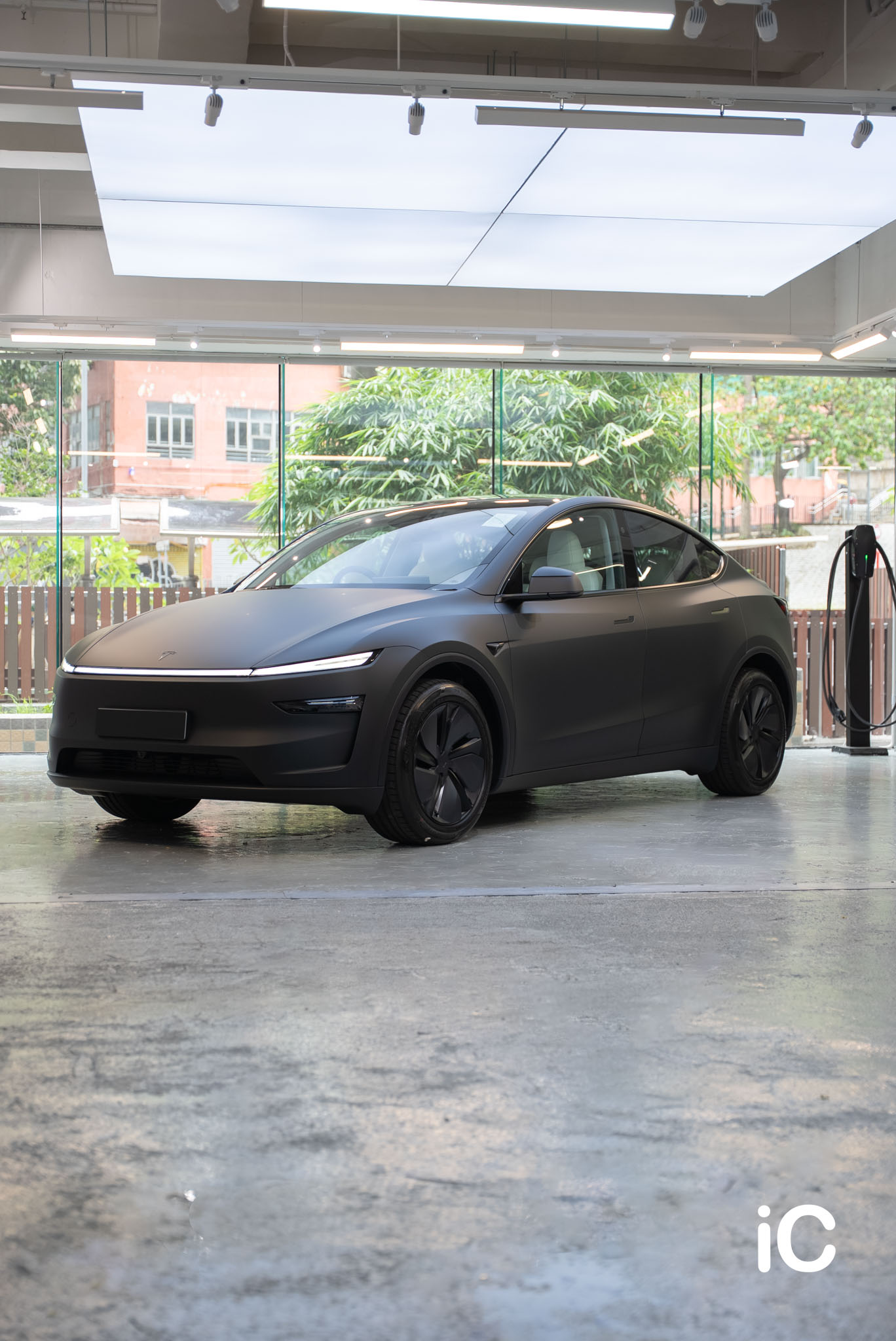 Tesla Model Y 轉色 PPF 施工作品