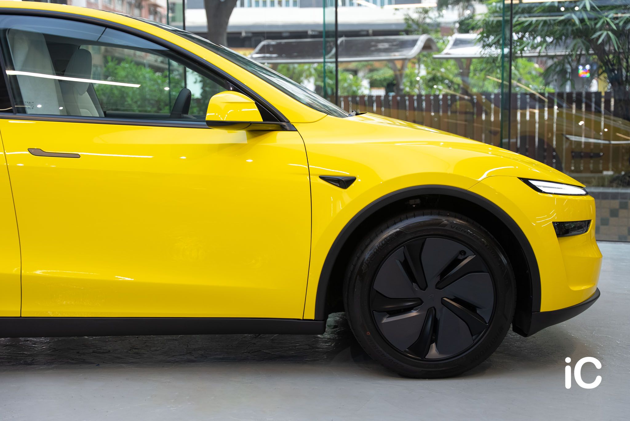 Tesla Model Y 轉色 PPF 施工作品