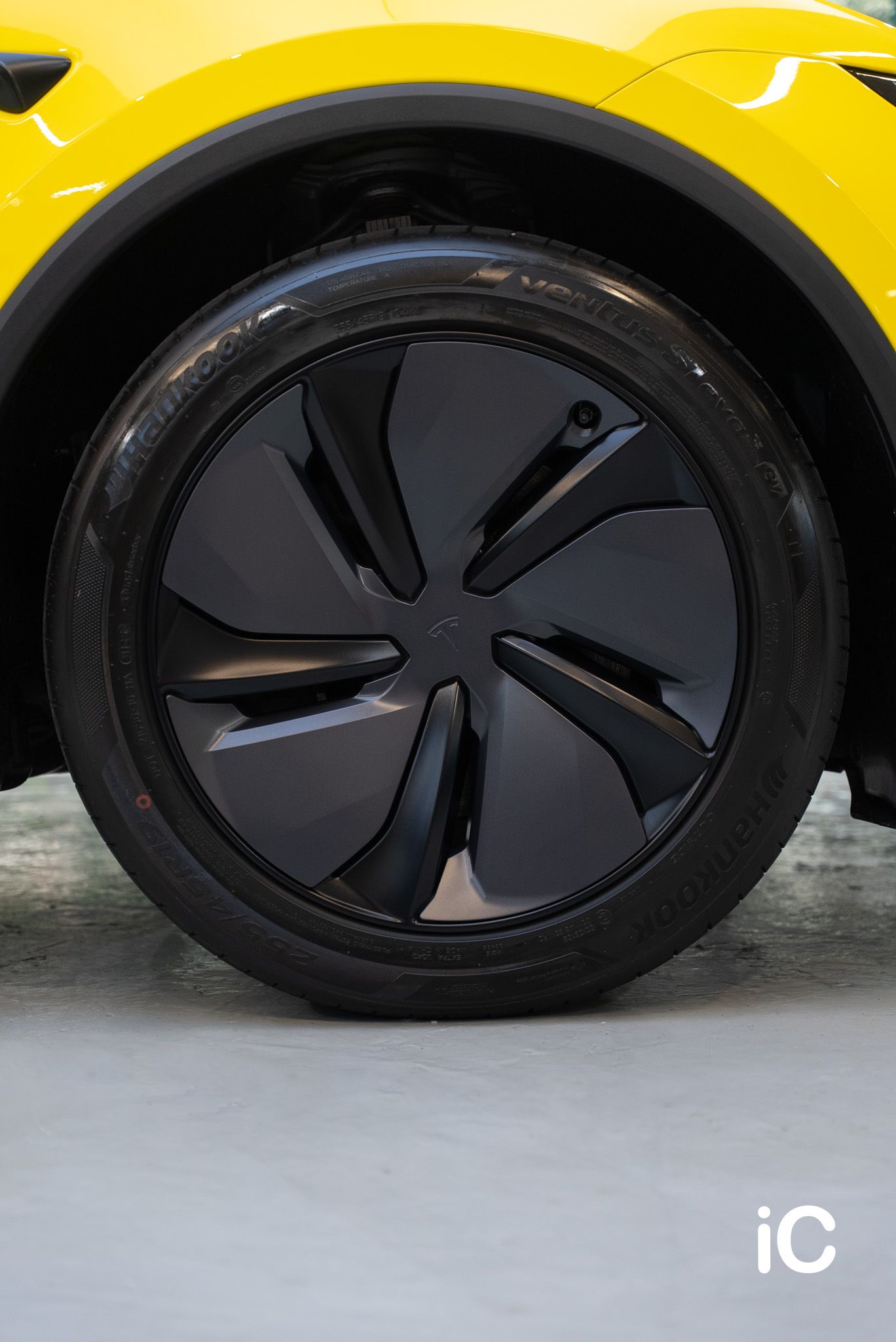 Tesla Model Y 轉色 PPF 施工作品