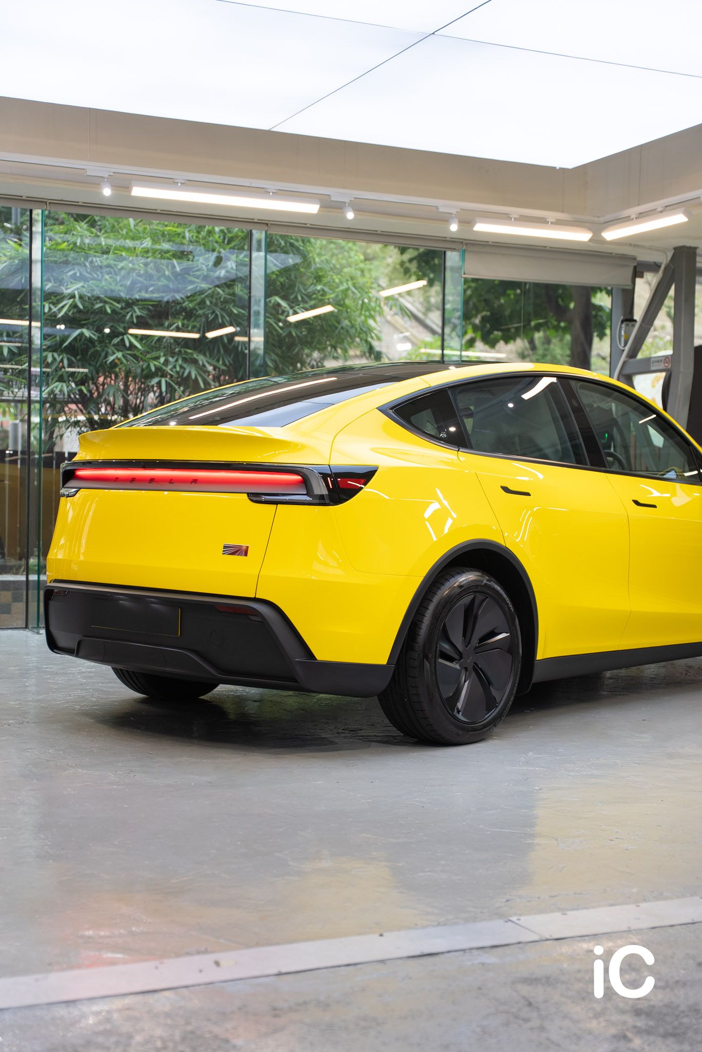Tesla Model Y 轉色 PPF 施工作品