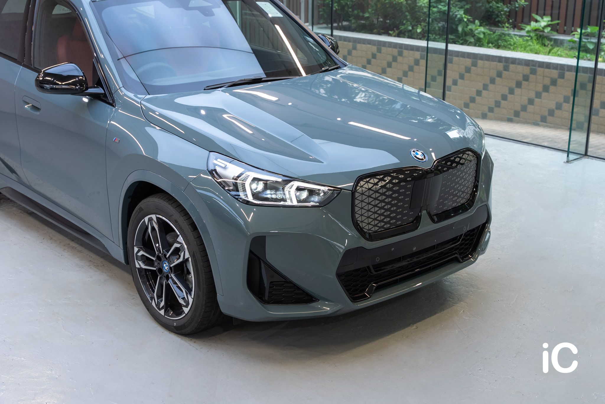 BMW iX1 (M Sport Edition) 透明 PPF 施工作品