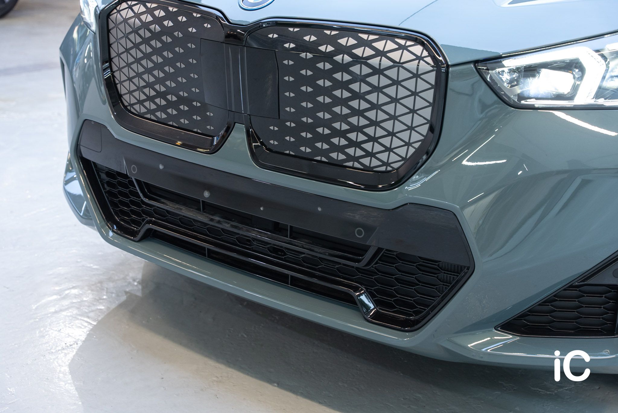 BMW iX1 (M Sport Edition) 透明 PPF 施工作品