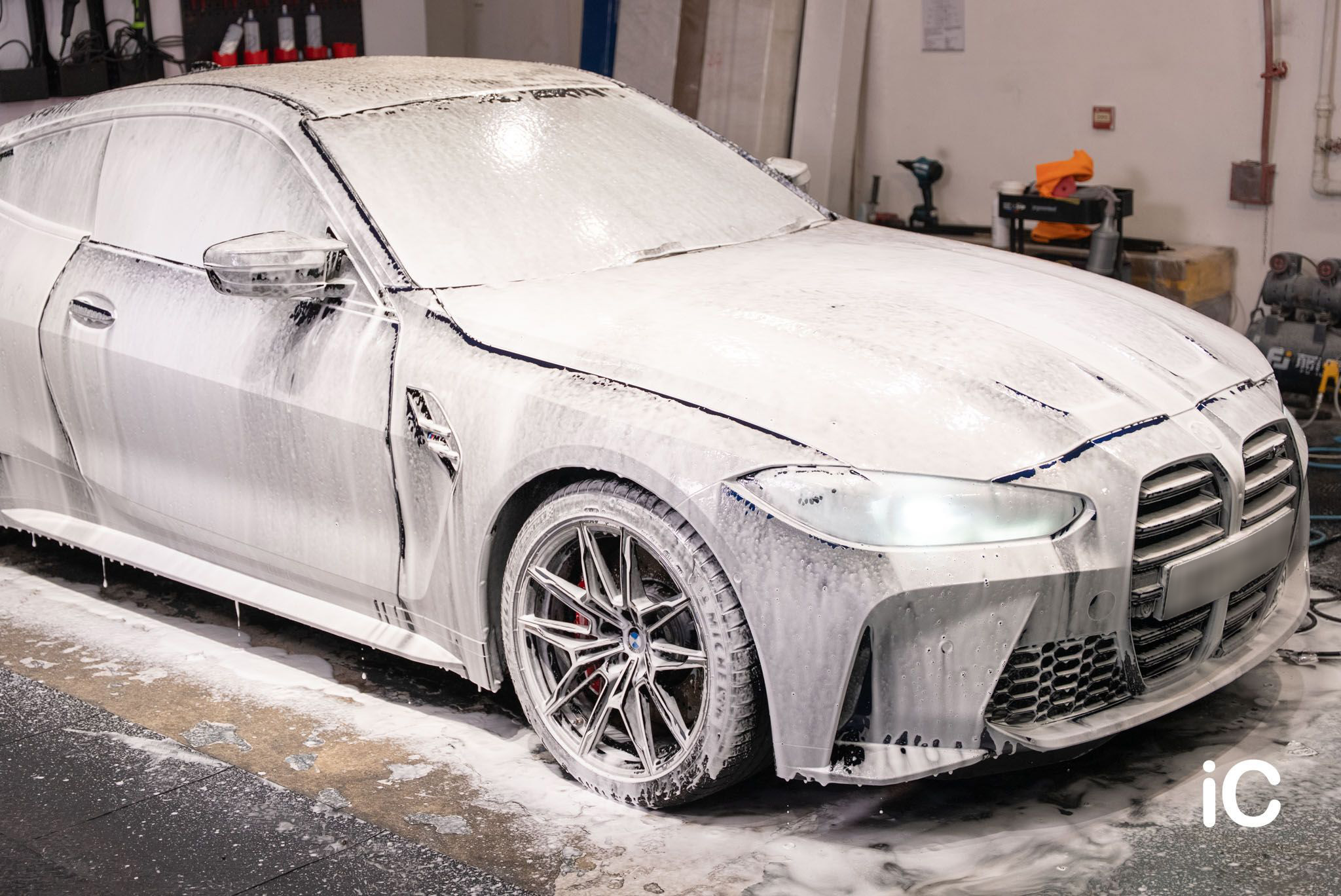 BMW M4 鍍膜 施工作品