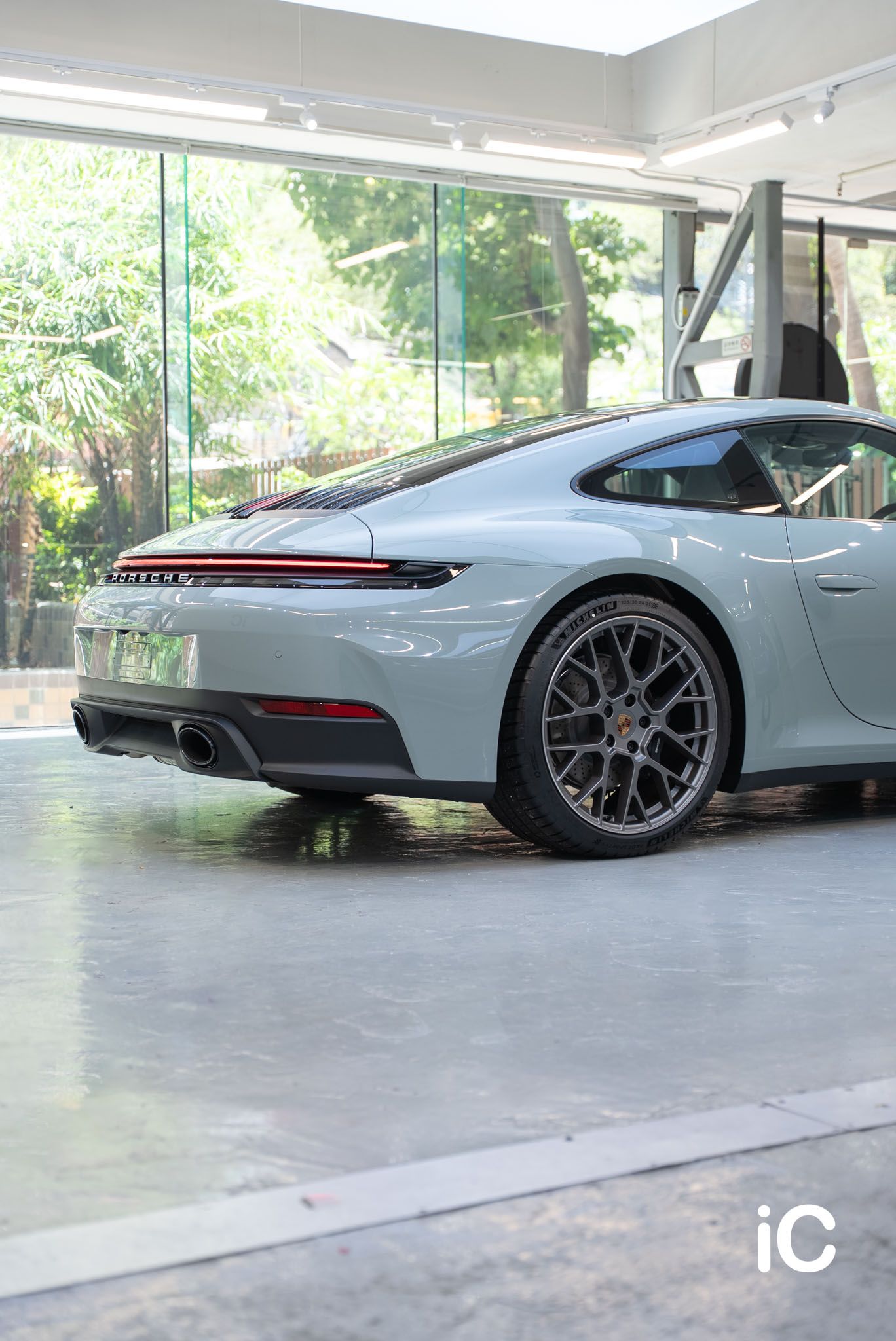 Porsche 911 透明 PPF 施工作品