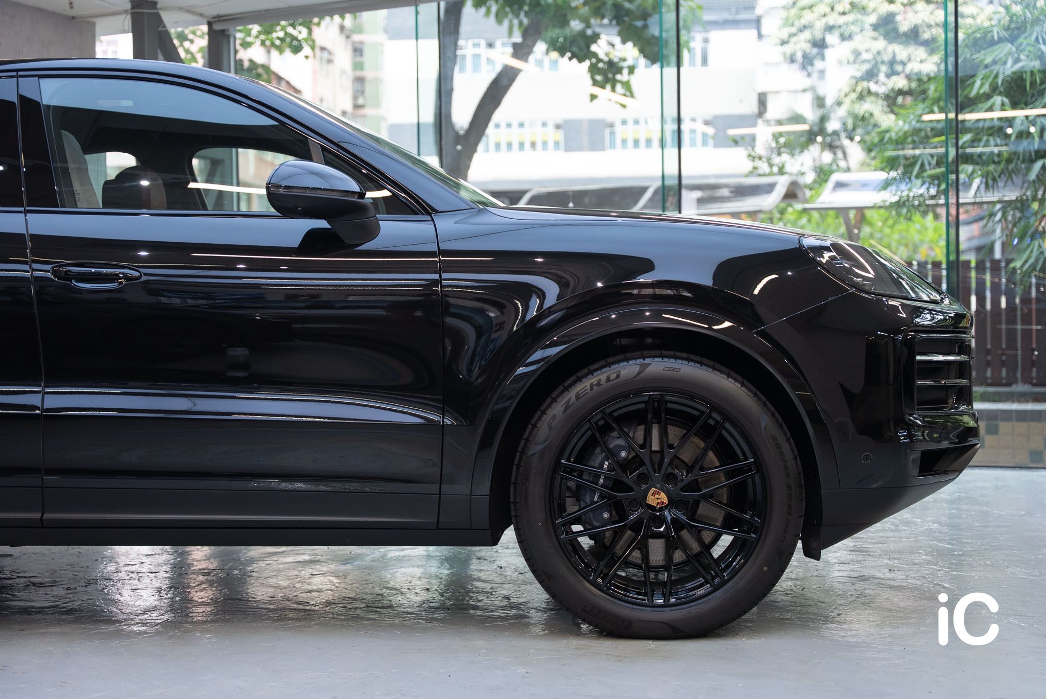 Porsche Cayenne 透明 PPF 施工作品