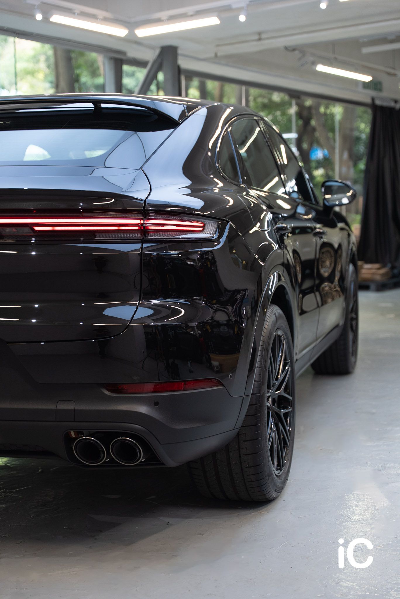 Porsche Cayenne 透明 PPF 施工作品