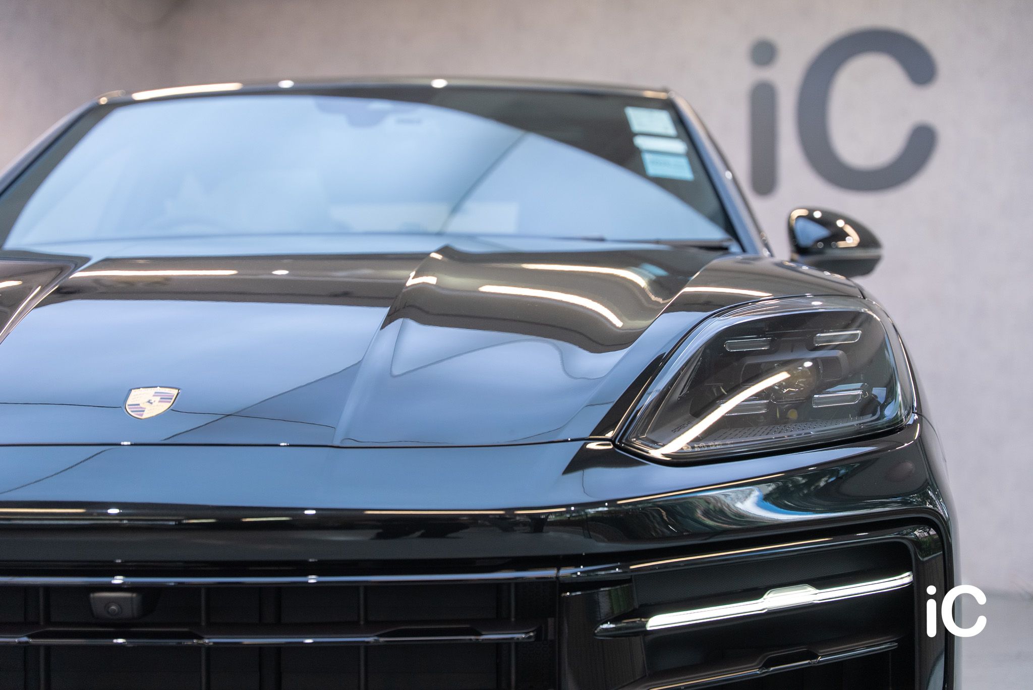 Porsche Cayenne 透明 PPF 施工作品