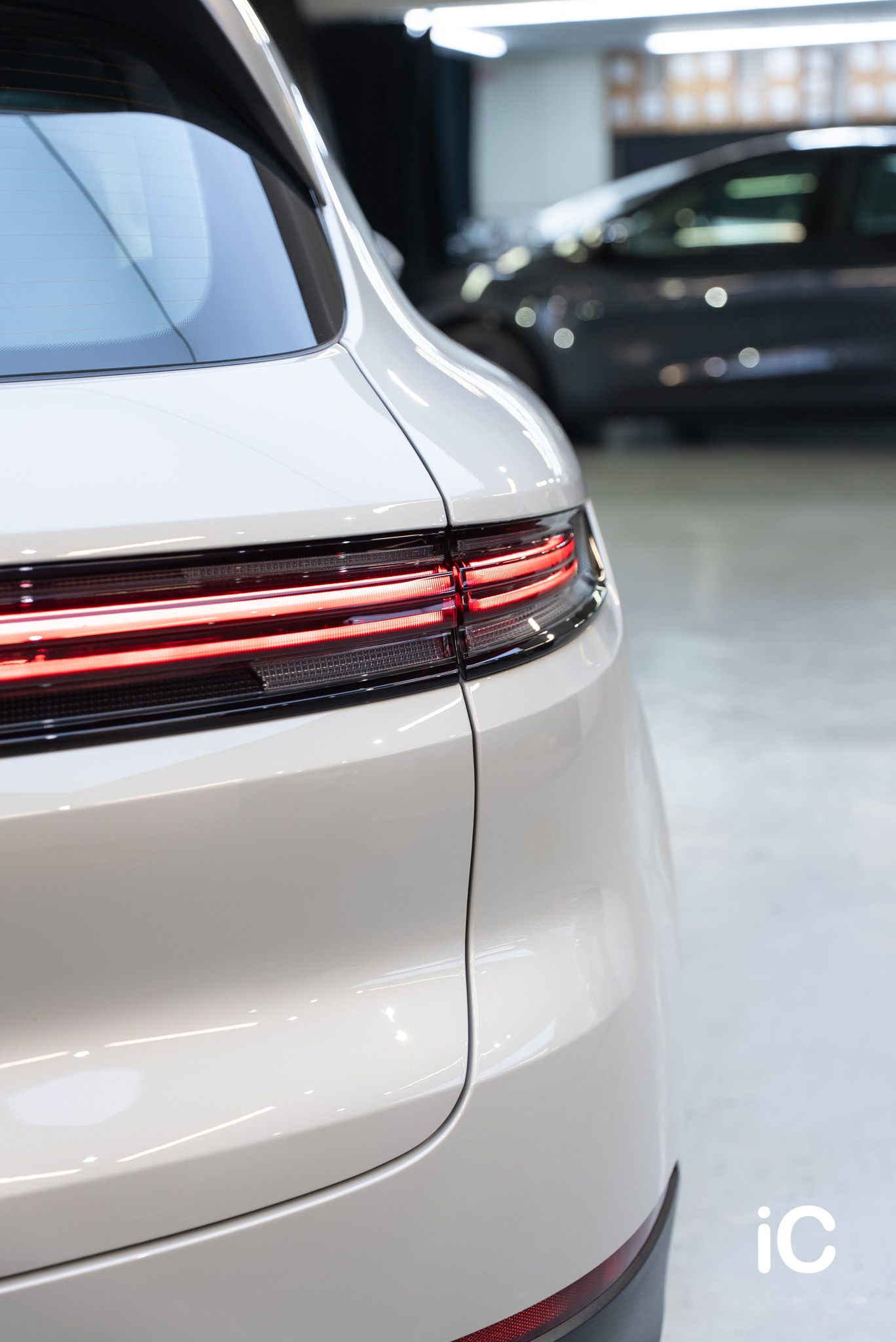 Porsche Cayenne 透明 PPF 施工作品
