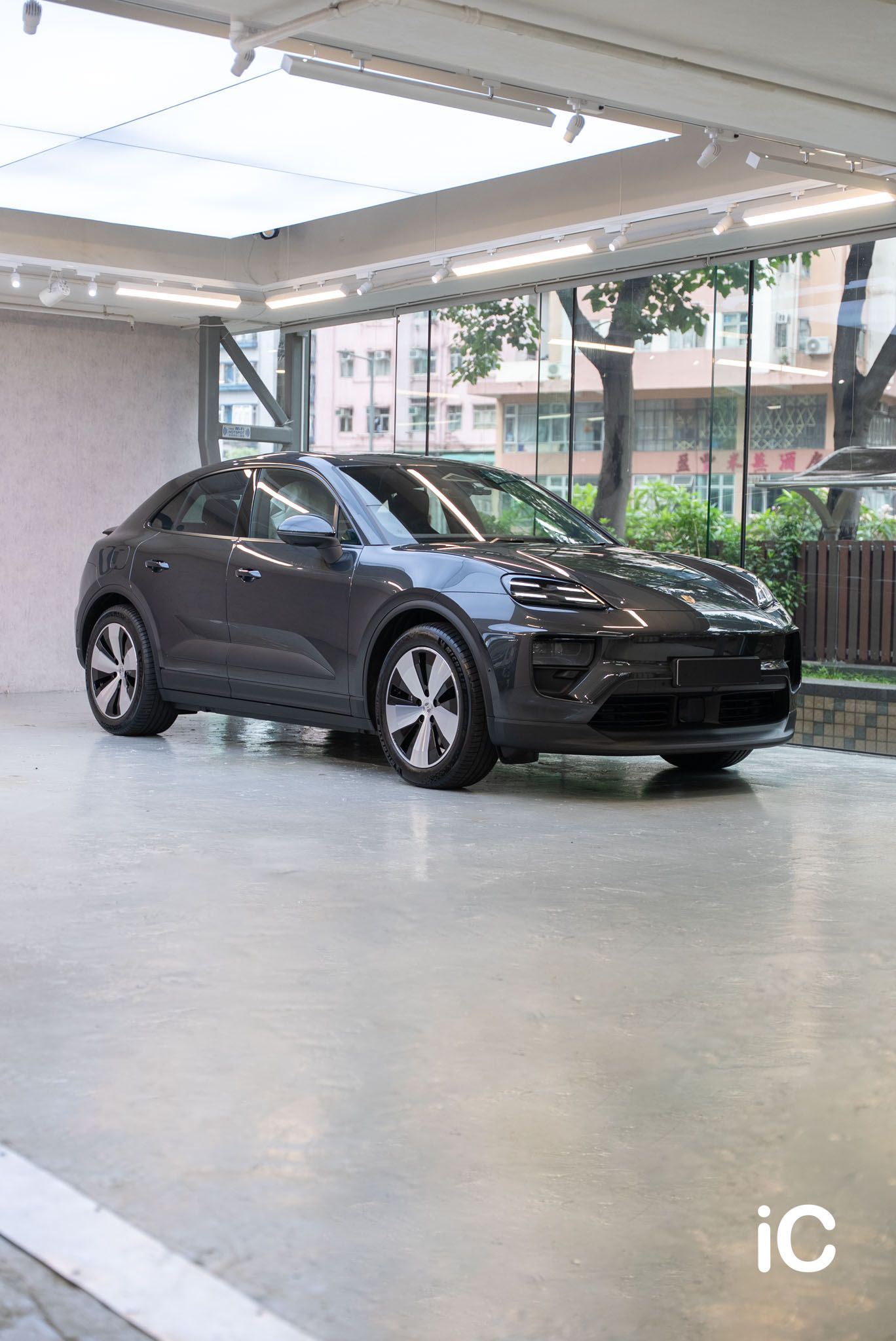 Porsche Macan EV 透明 PPF 施工作品