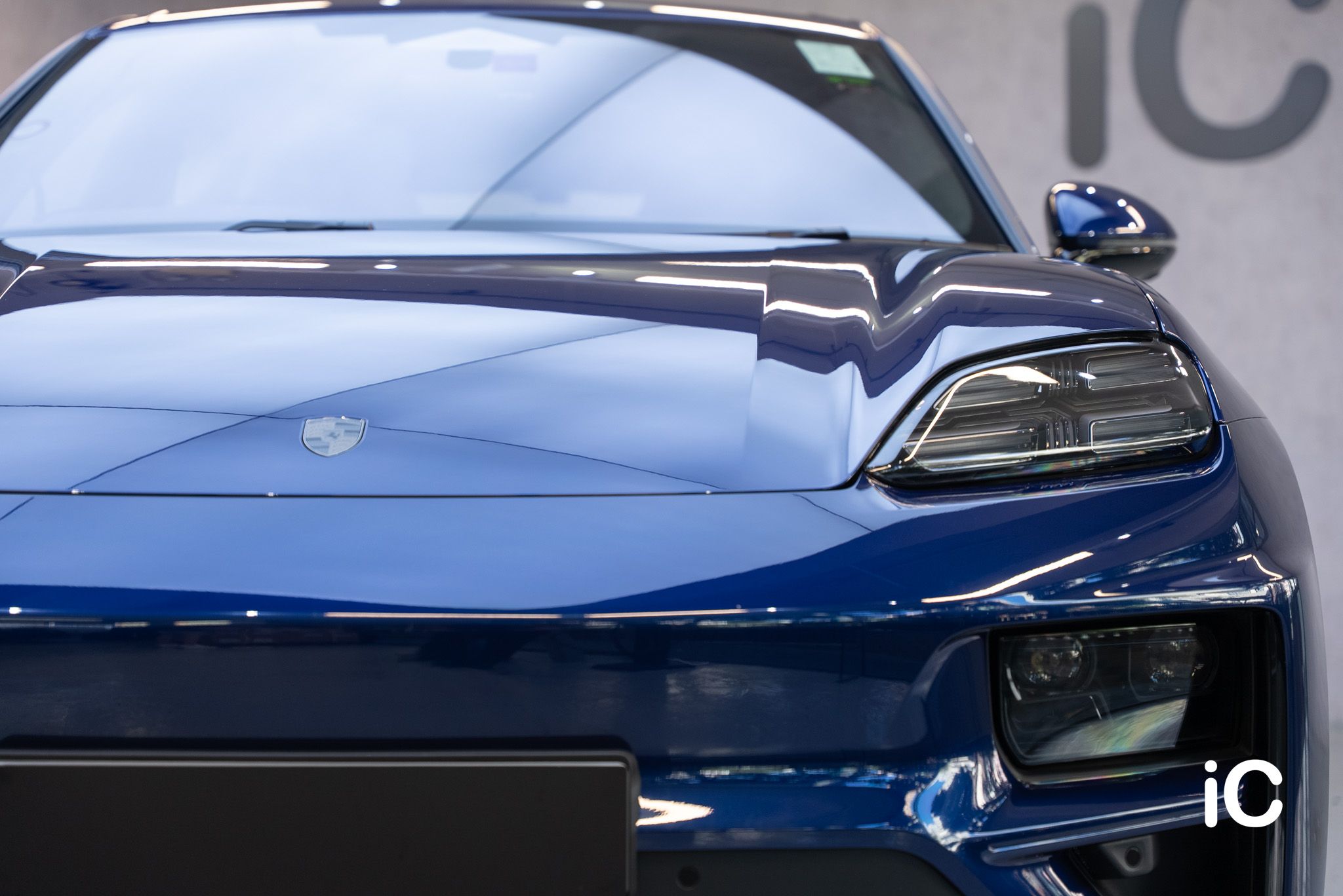 Porsche Macan Turbo EV 透明 PPF 施工作品