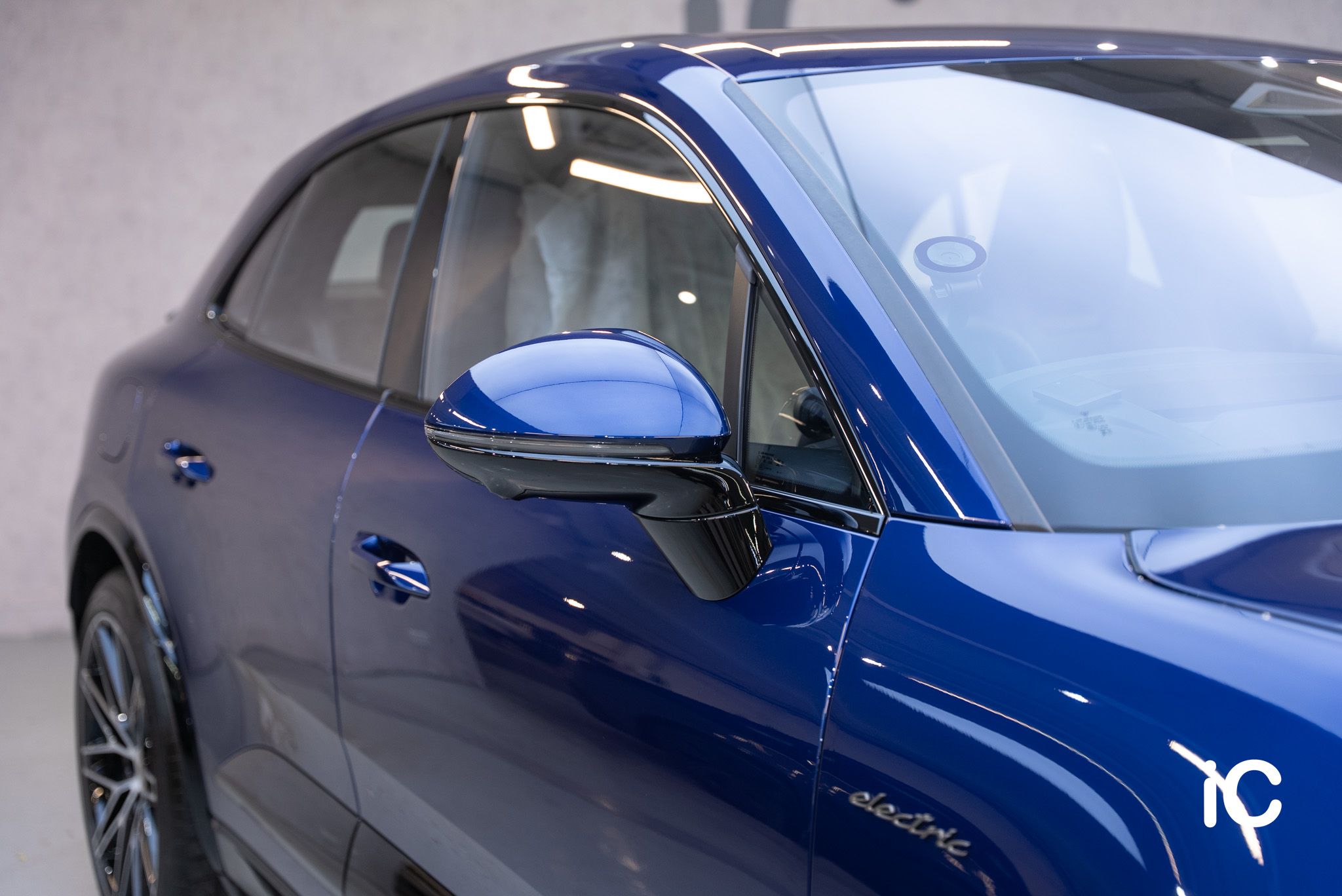 Porsche Macan Turbo EV 透明 PPF 施工作品