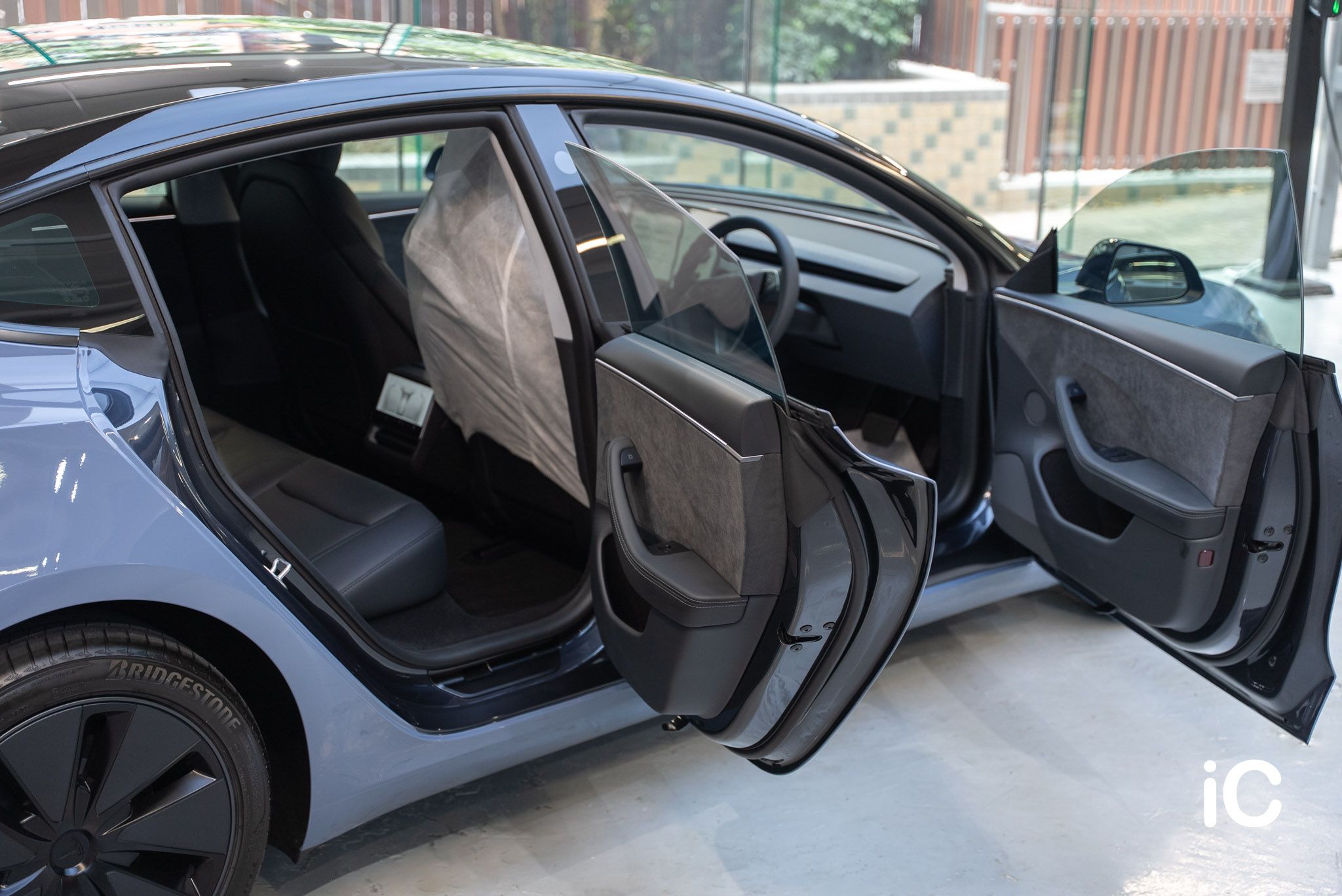 Tesla Model 3 轉色 PPF 施工作品