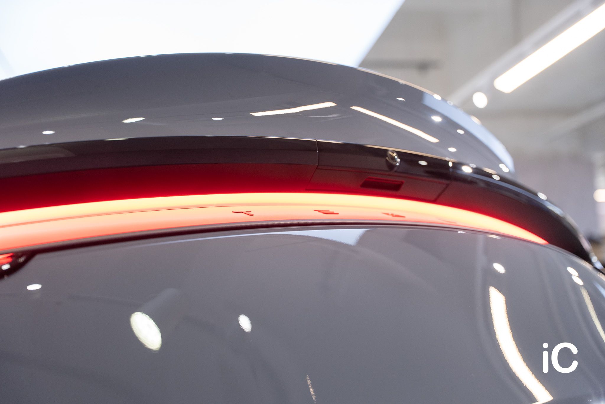 Tesla Model Y 轉色 PPF 施工作品