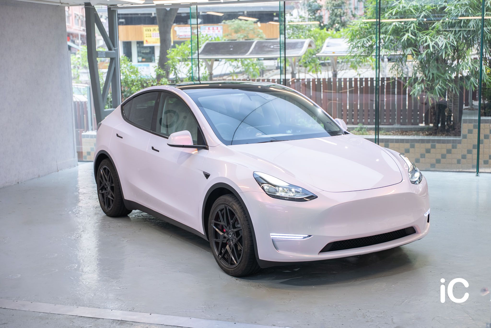 Tesla Model Y 轉色 PPF 施工作品