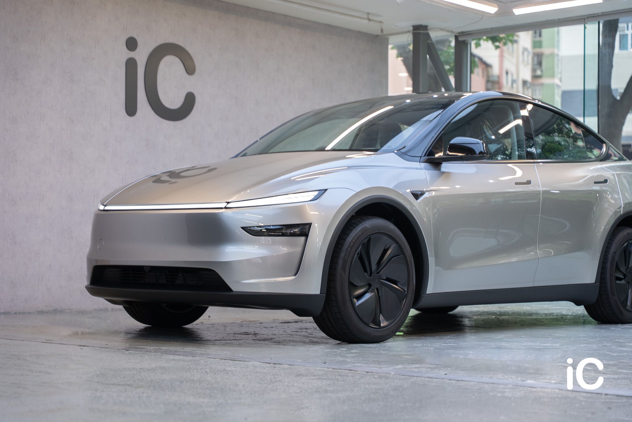 Tesla Model Y 轉色 PPF 施工作品