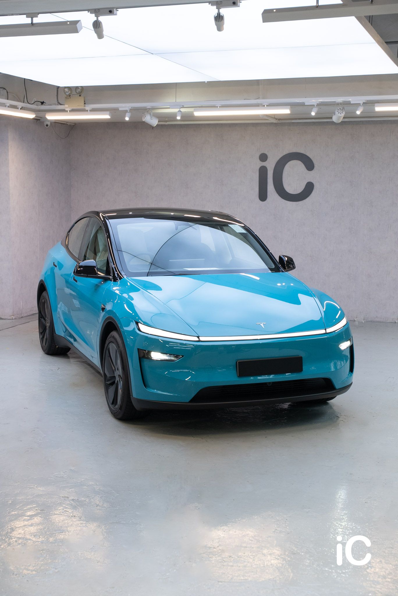 Tesla Model Y 轉色 PPF 施工作品