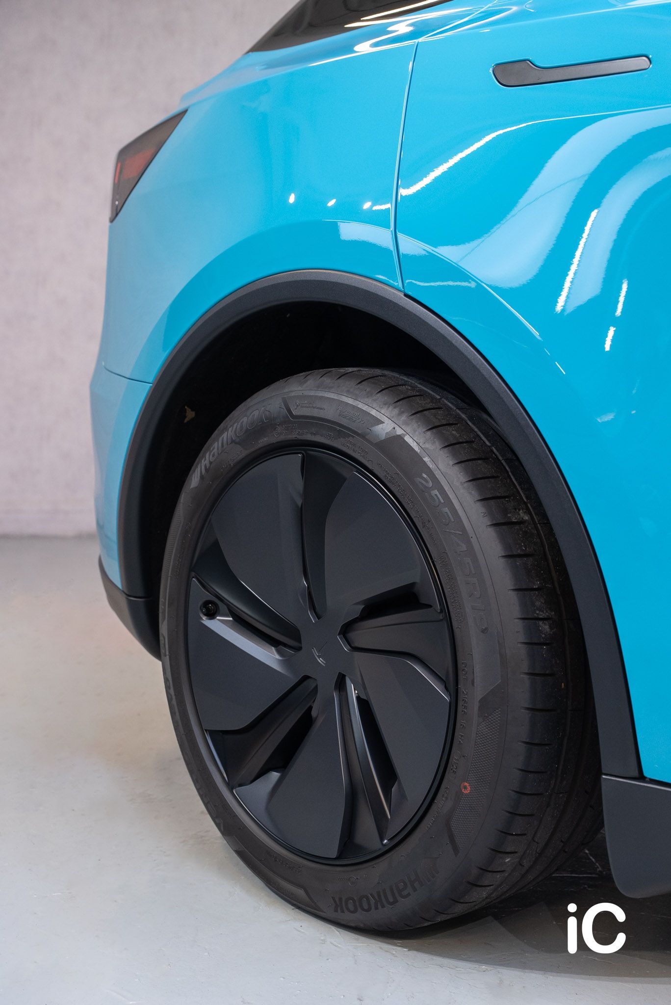 Tesla Model Y 轉色 PPF 施工作品