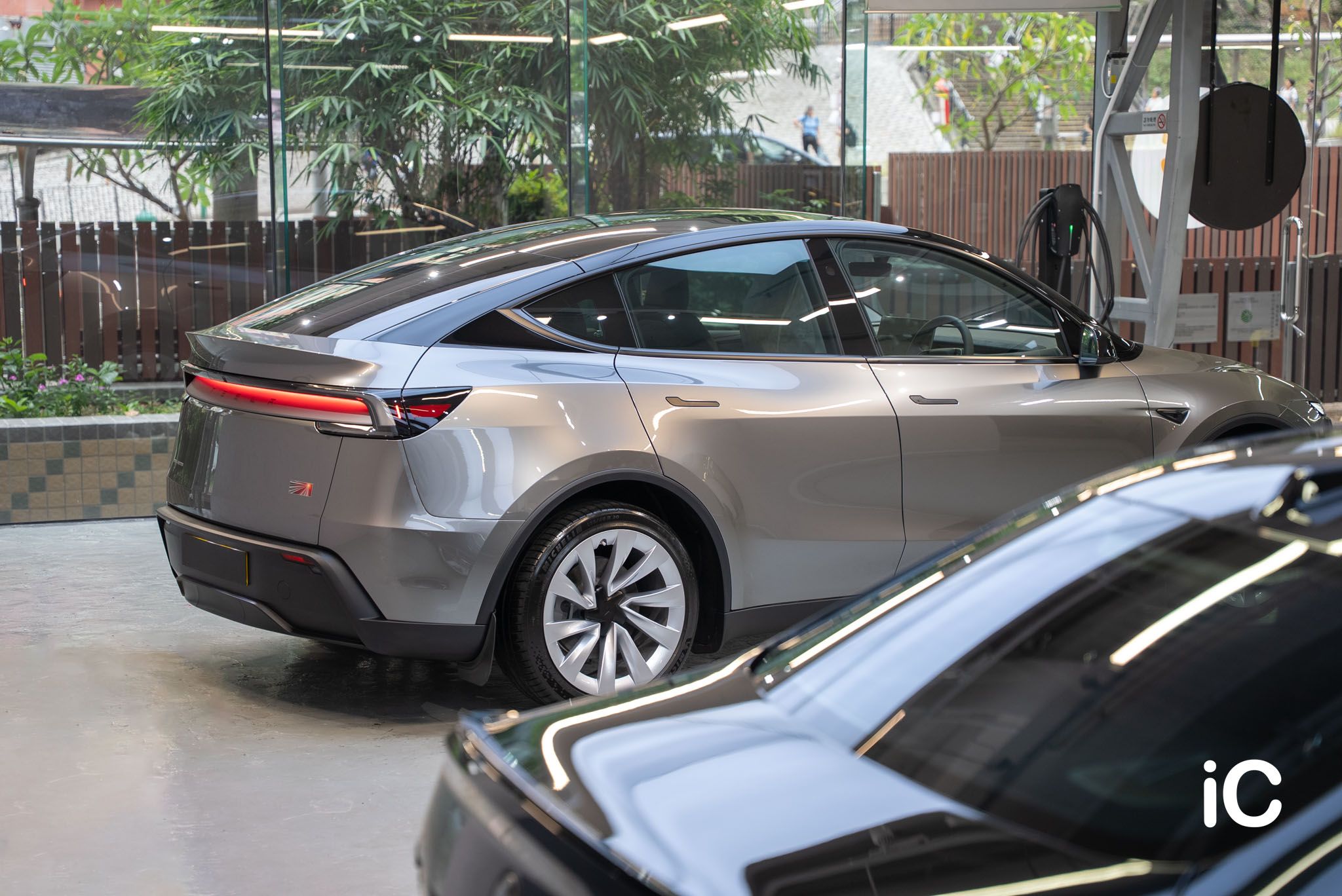 Tesla Model Y 轉色 PPF 施工作品