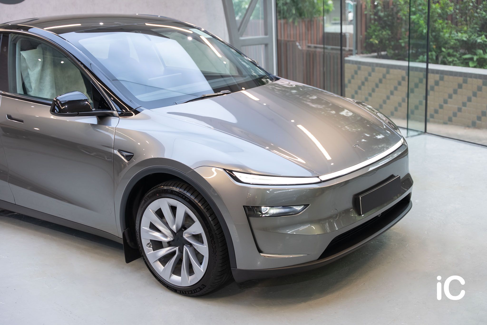 Tesla Model Y 轉色 PPF 施工作品