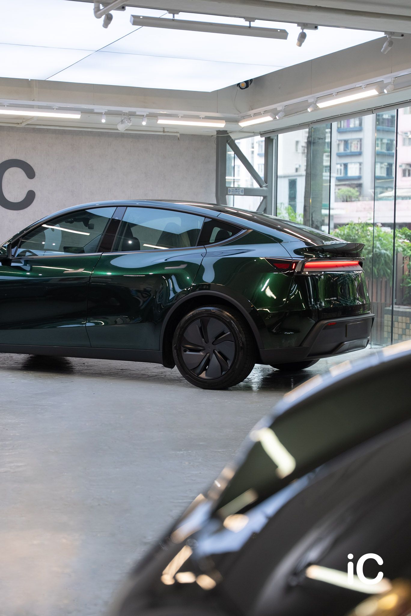 Tesla Model Y 轉色 PPF 施工作品