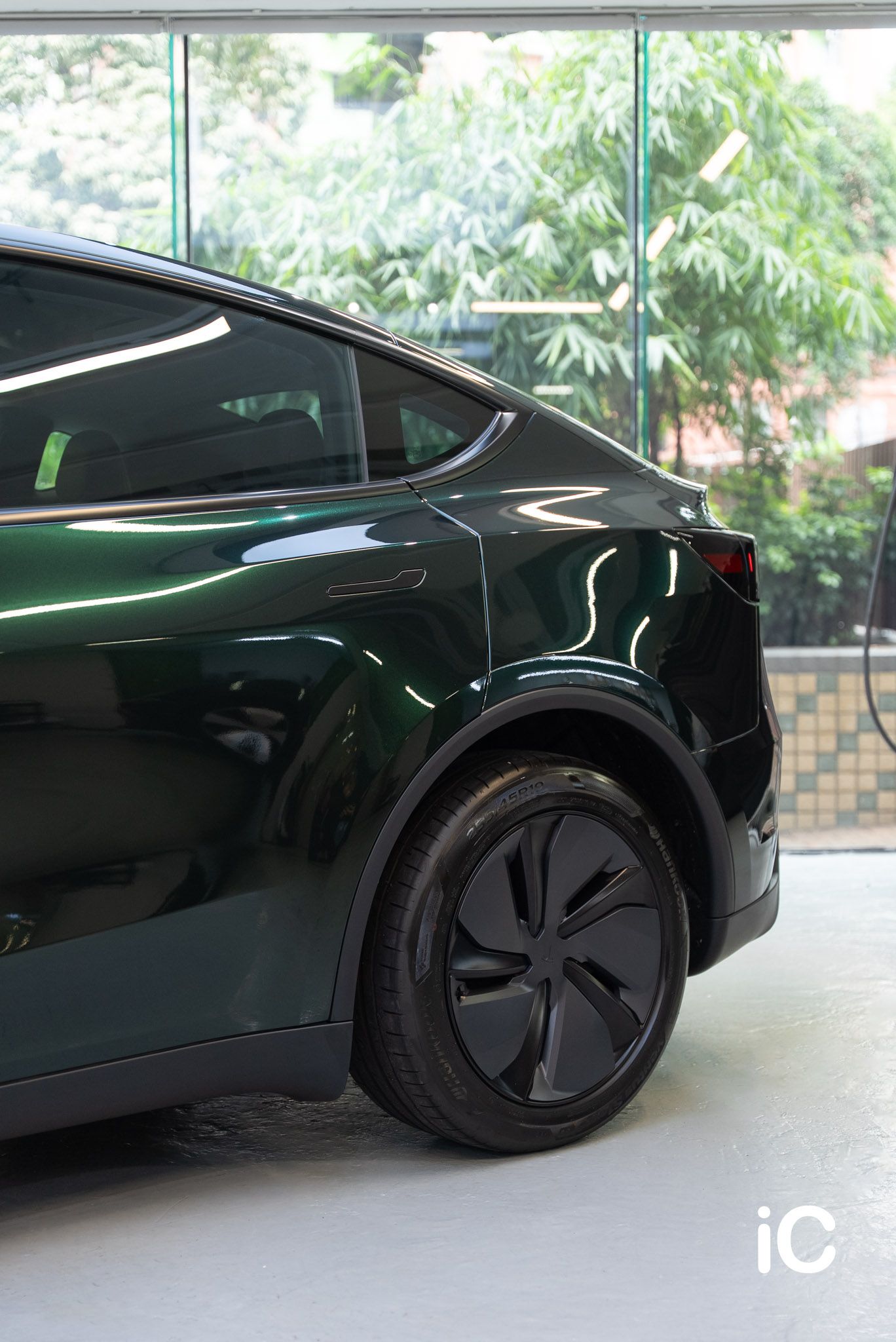 Tesla Model Y 轉色 PPF 施工作品