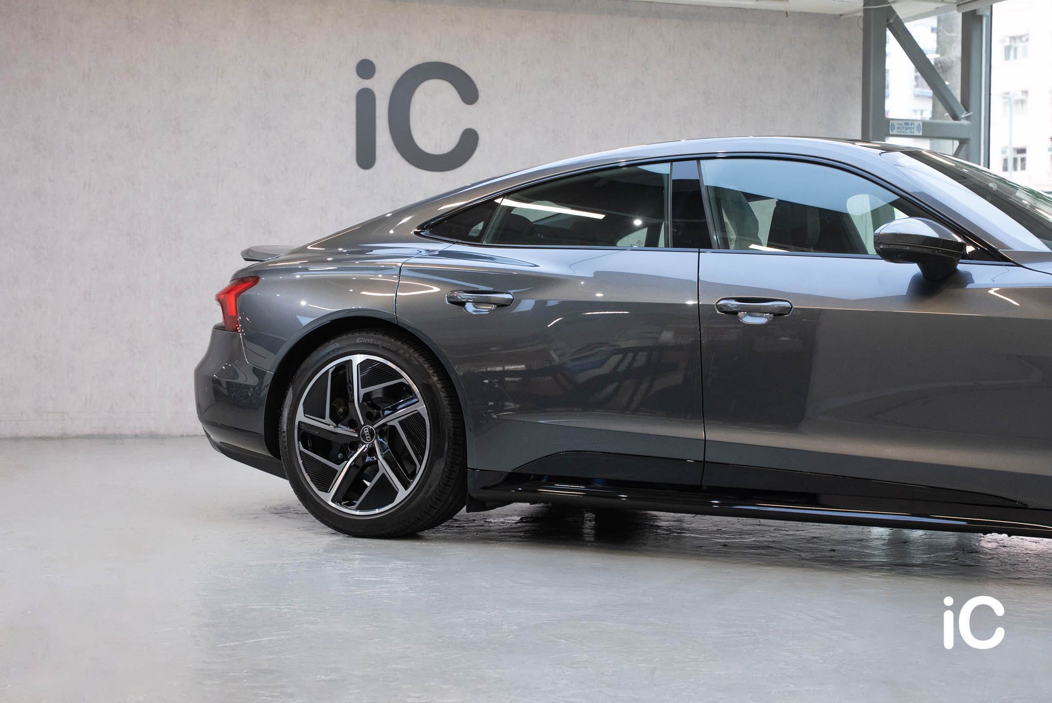 Audi e-tron GT 透明 PPF 施工作品