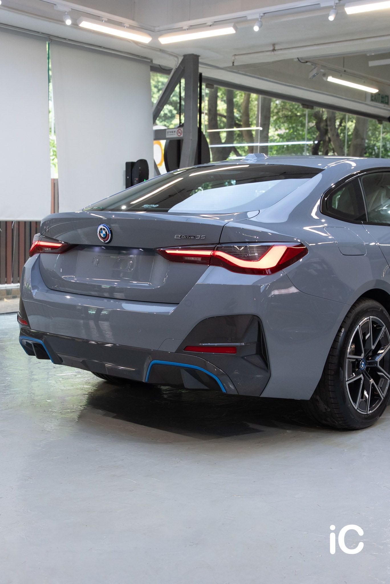 BMW i4 轉色 PPF 施工作品