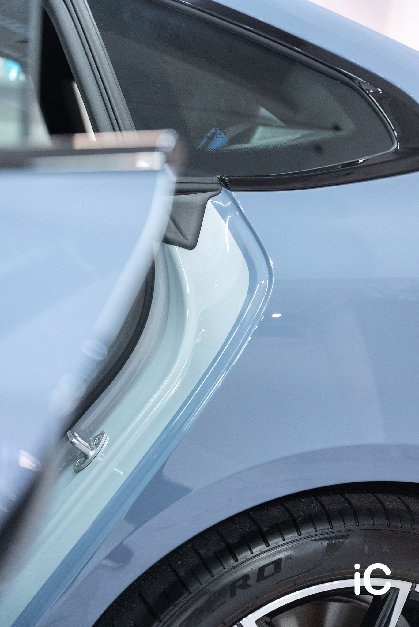 BMW i4 轉色 PPF 施工作品