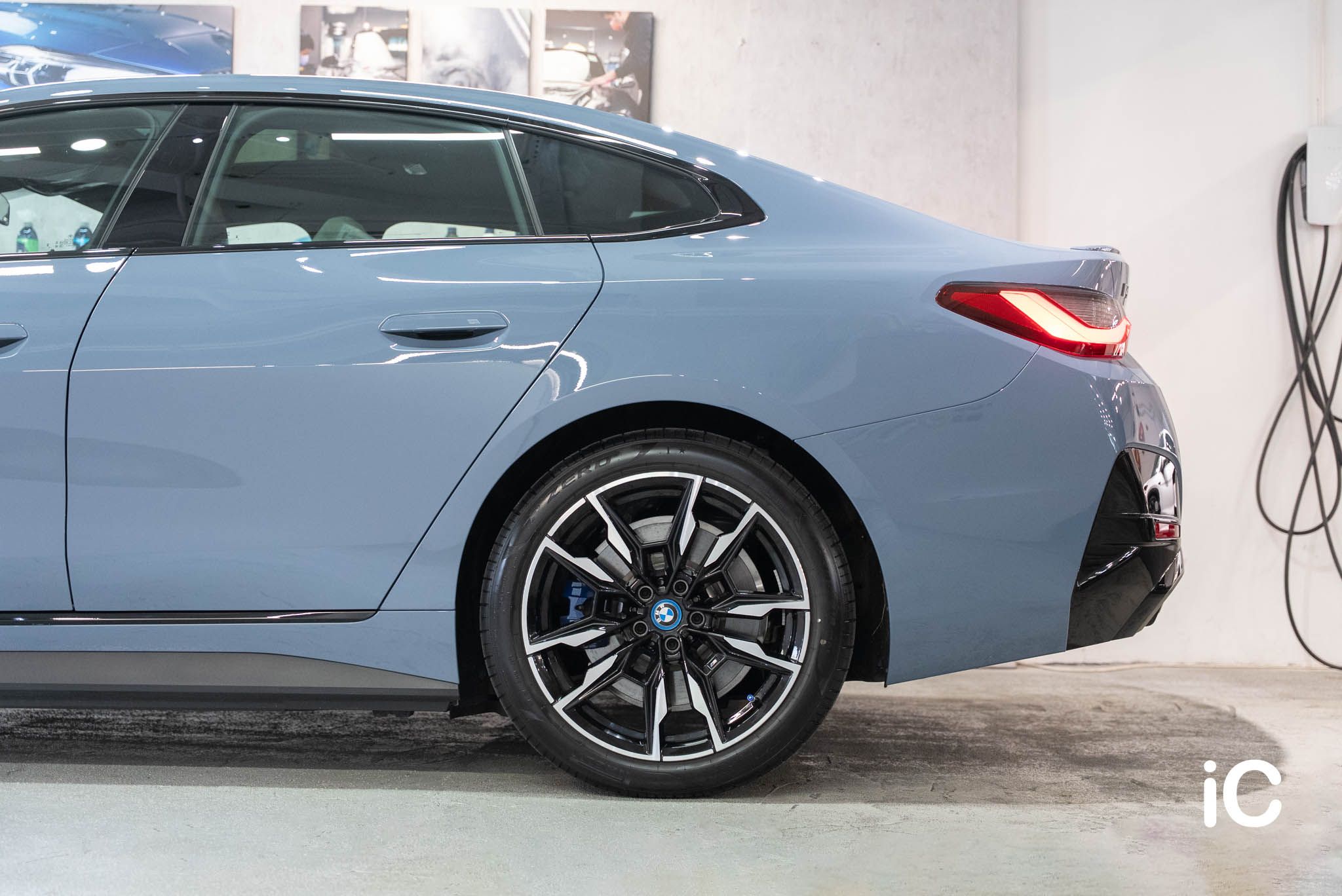 BMW i4 轉色 PPF 施工作品