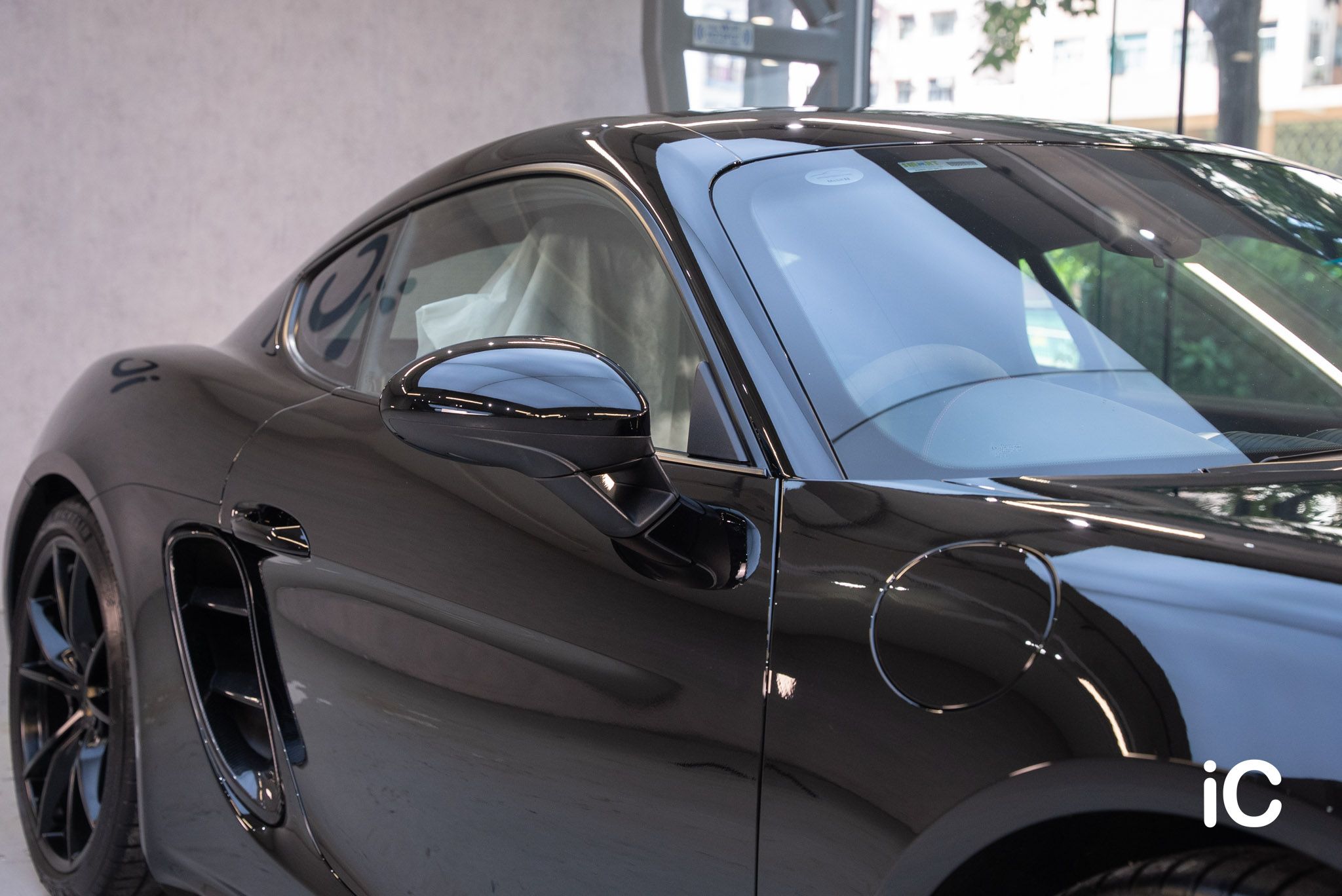 Porsche 718 Cayman GTS 轉色 PPF 施工作品