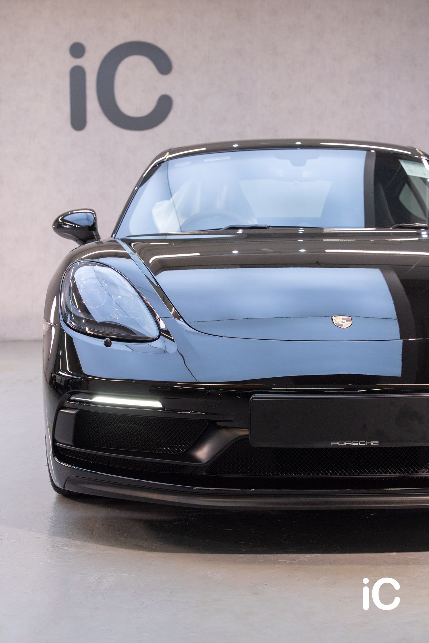 Porsche 718 Cayman GTS 轉色 PPF 施工作品