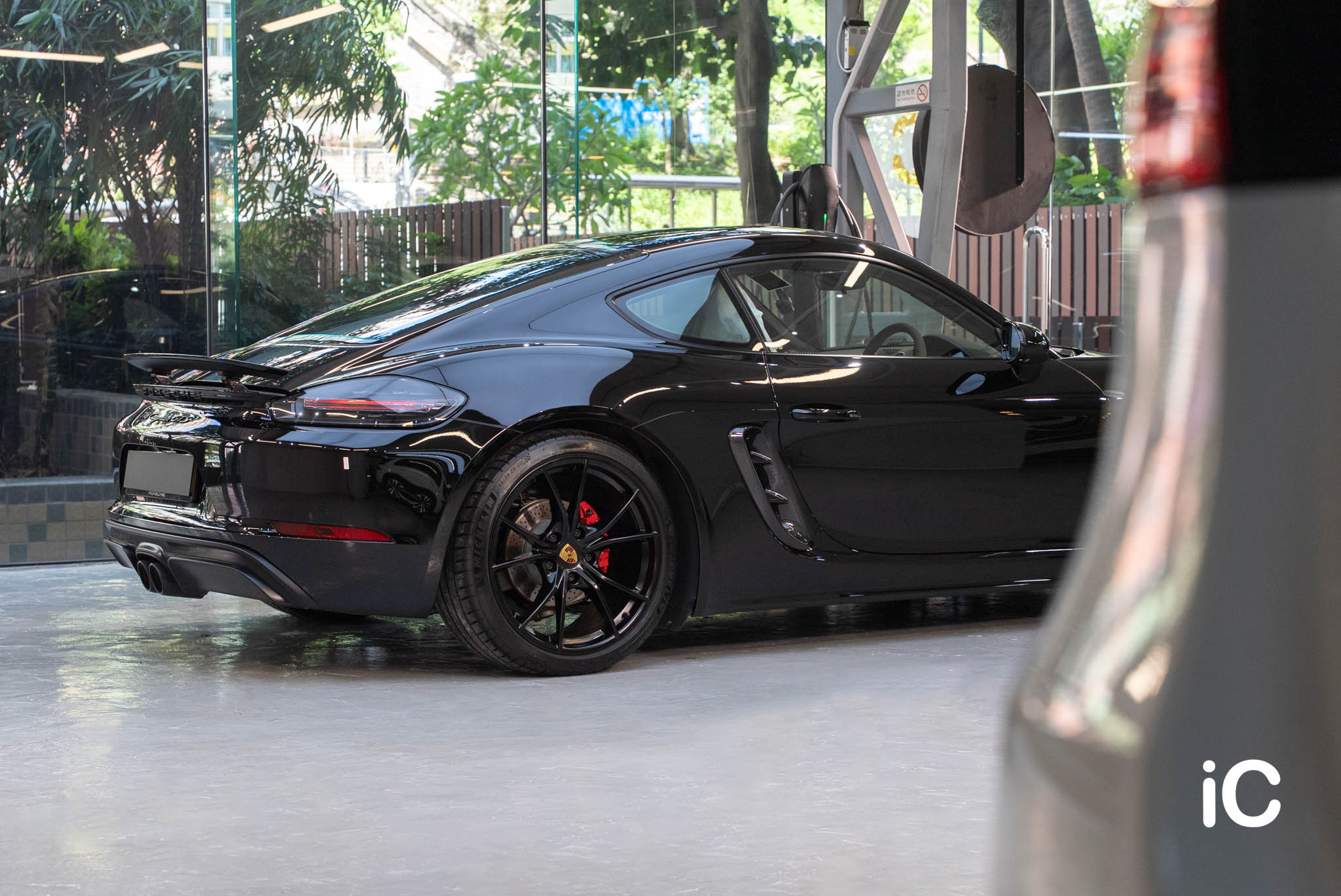 Porsche 718 Cayman GTS 轉色 PPF 施工作品