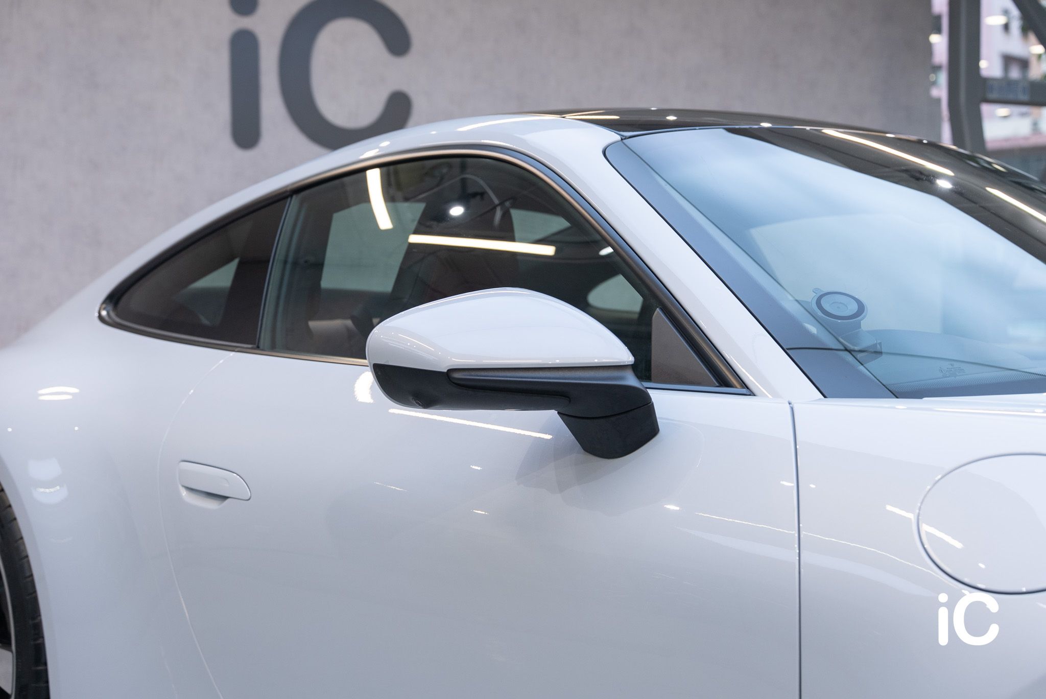 Porsche 911 透明 PPF 施工作品