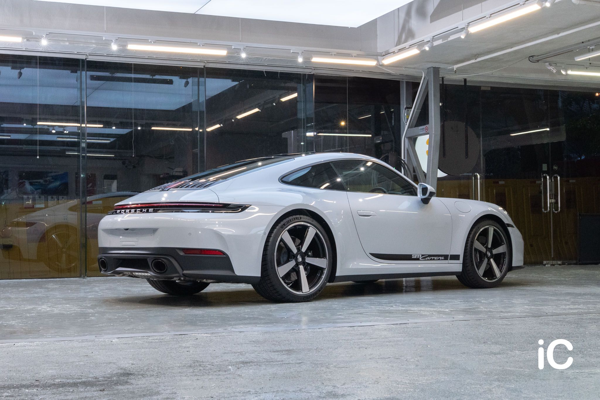 Porsche 911 透明 PPF 施工作品