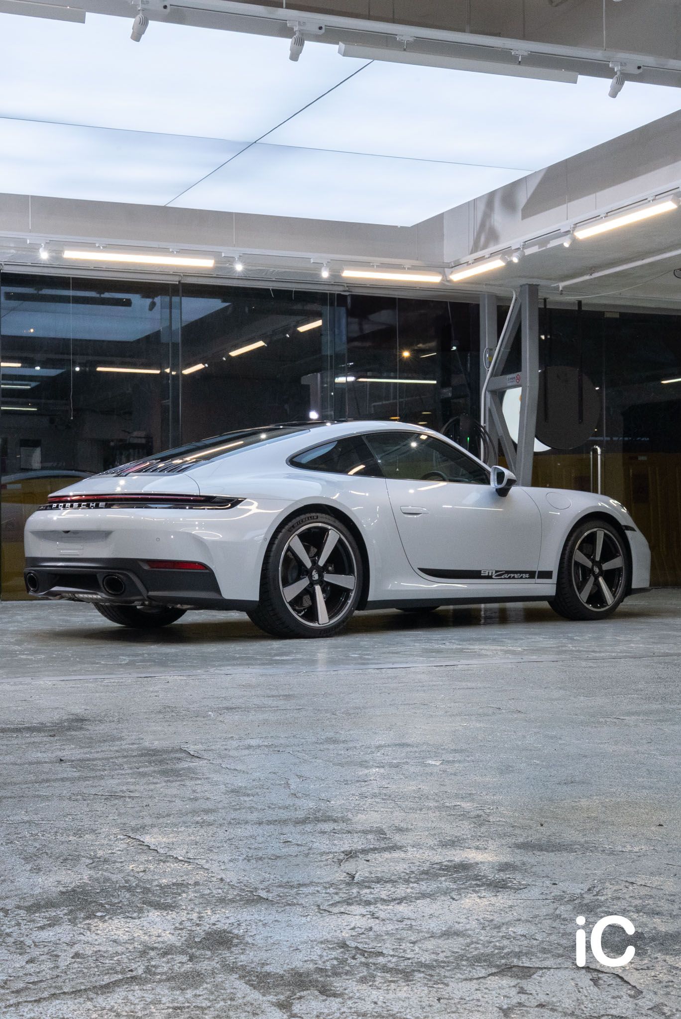 Porsche 911 透明 PPF 施工作品