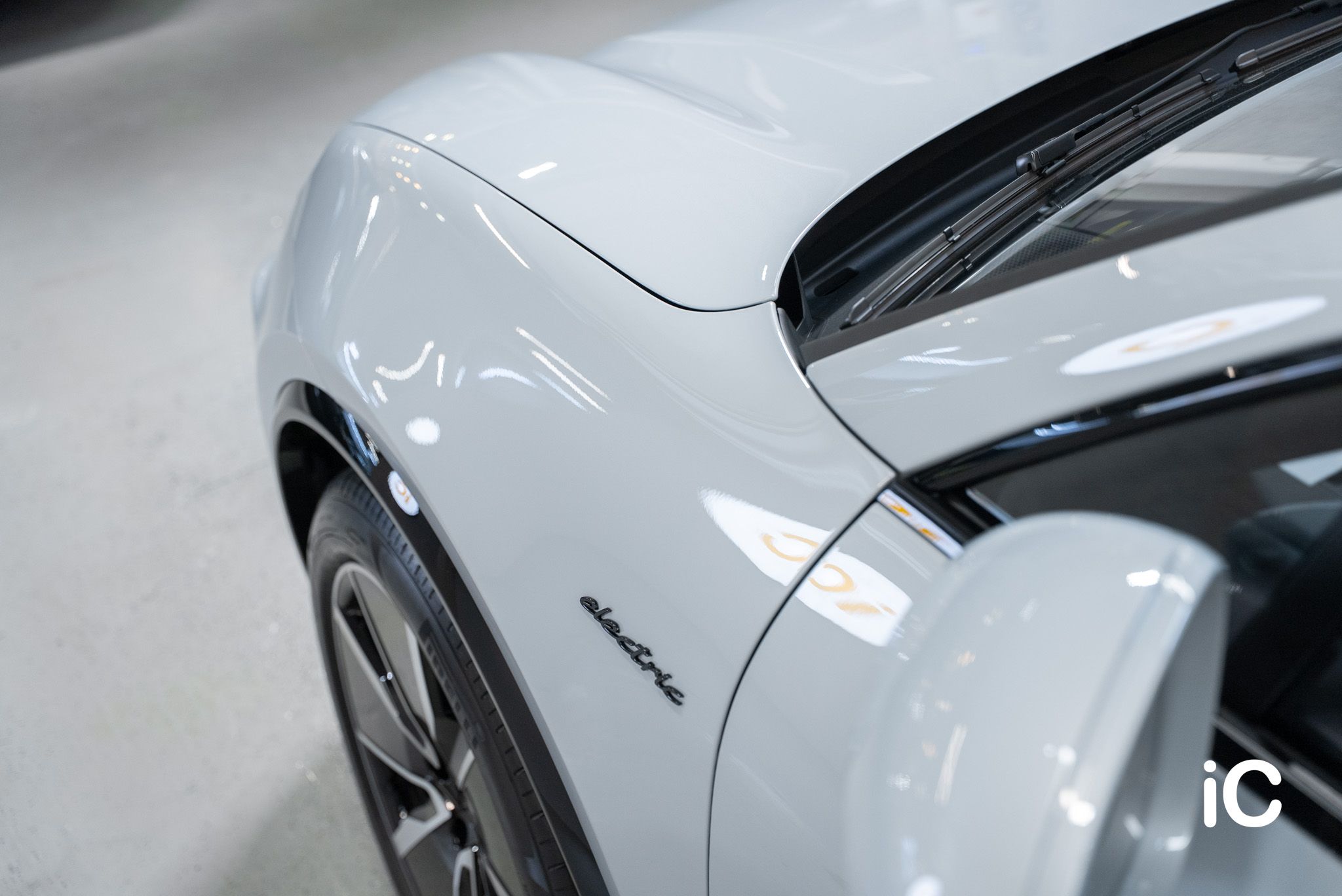 Porsche Macan EV Turbo 透明 PPF 施工作品