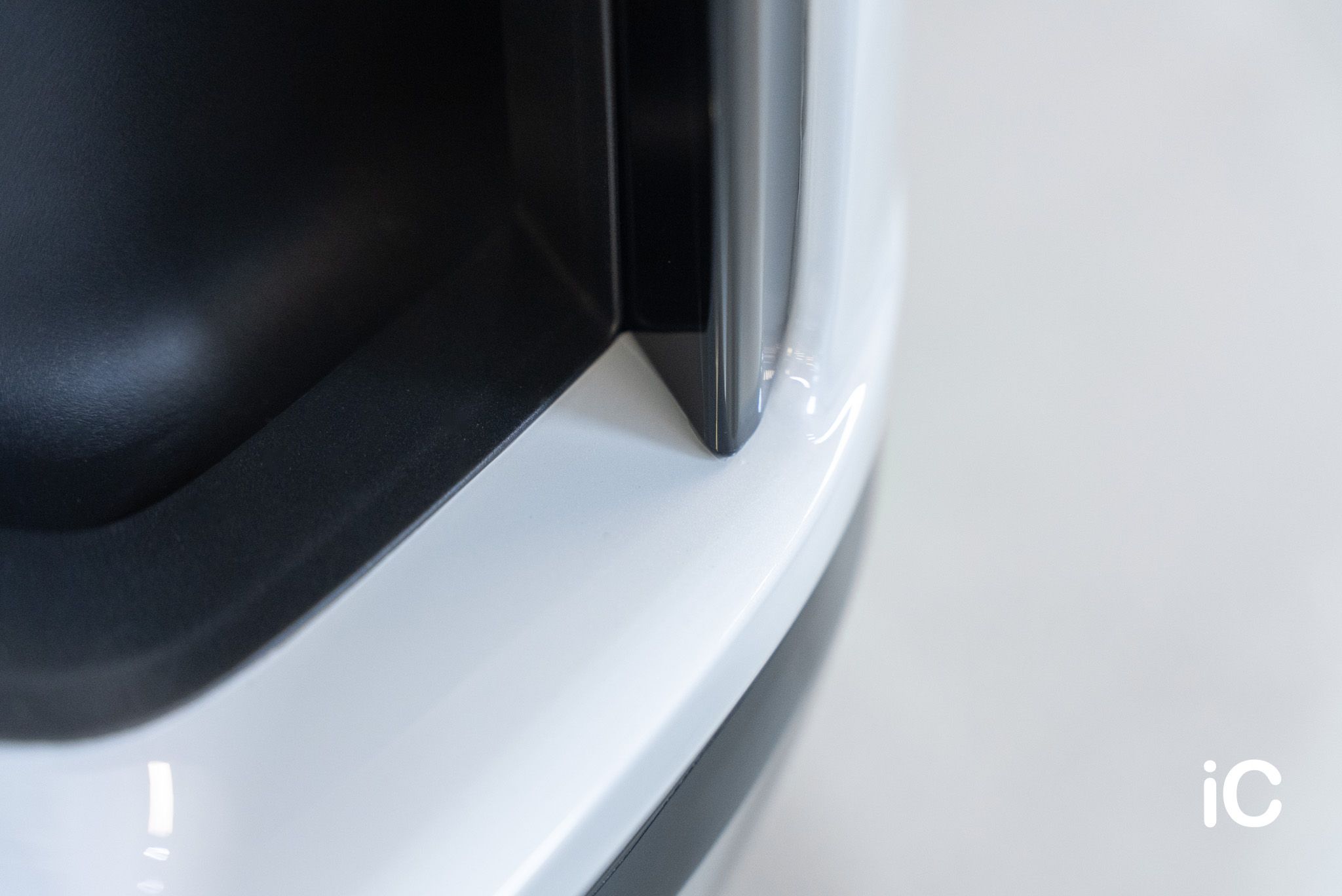 Porsche Macan EV Turbo 透明 PPF 施工作品