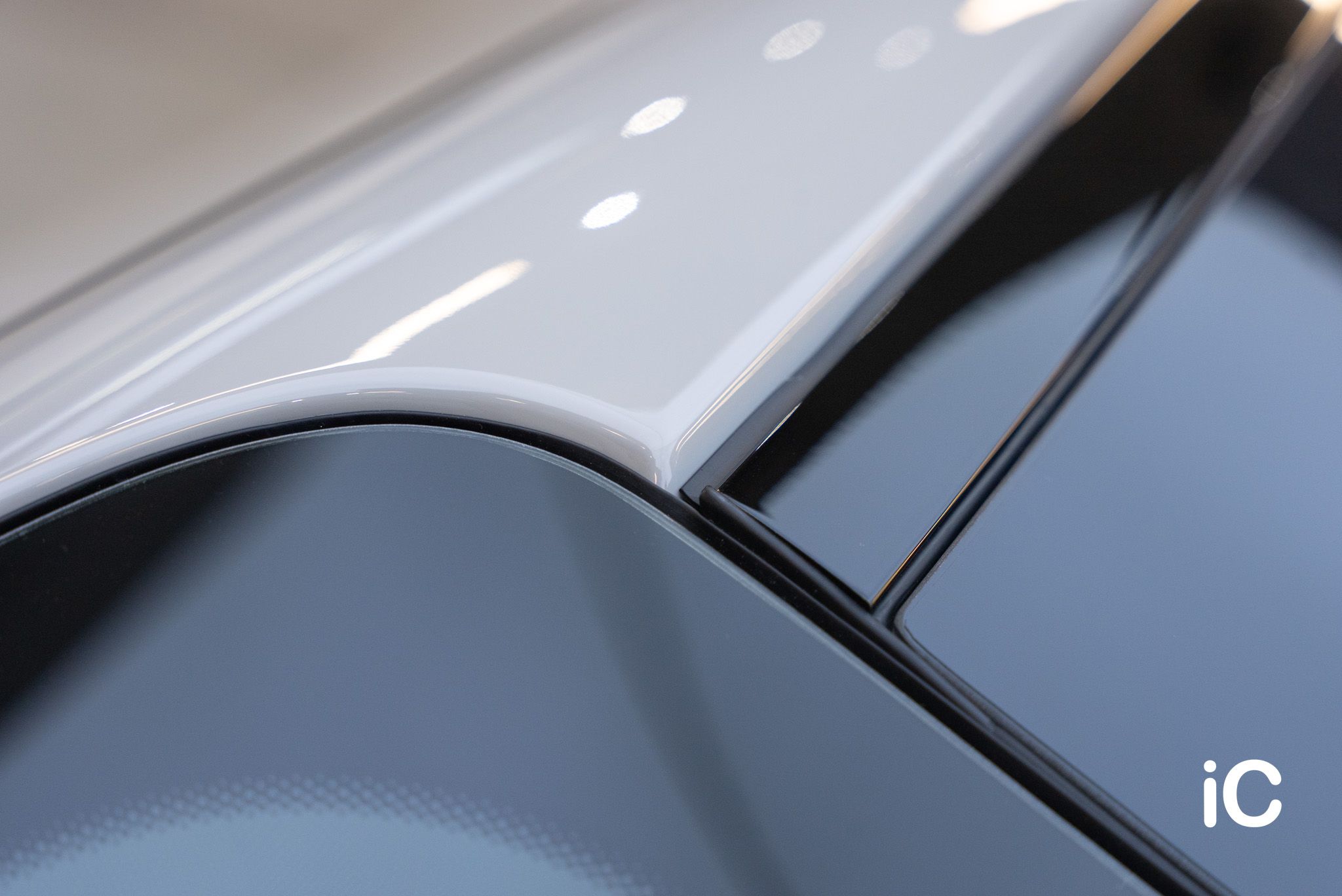 Porsche Taycan 透明 PPF 施工作品