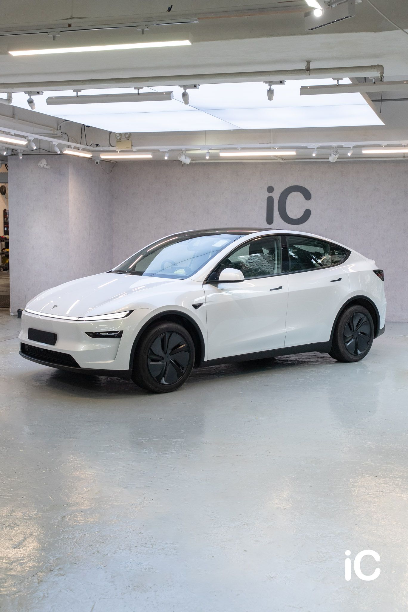 Tesla Model Y 轉色 PPF 施工作品