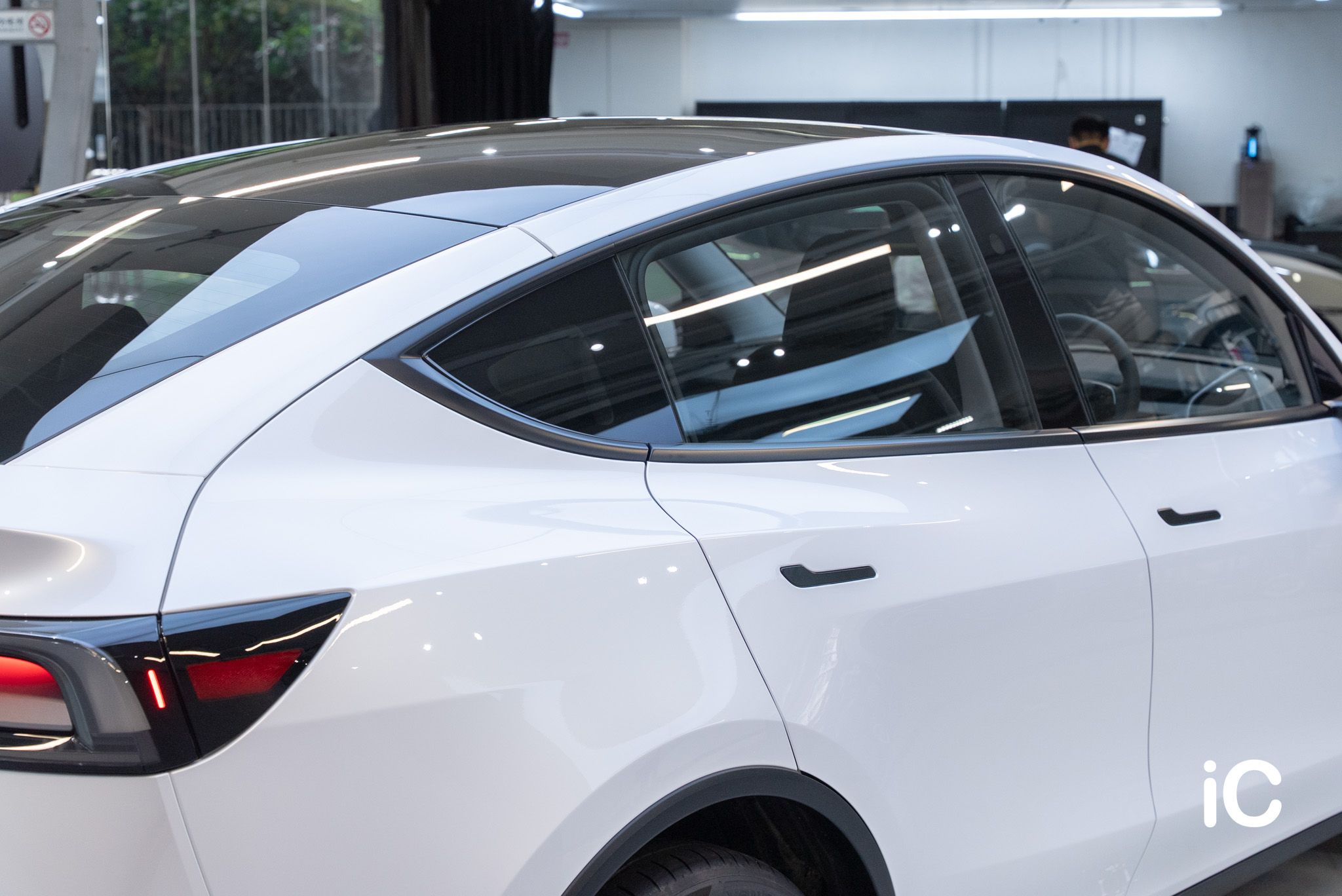 Tesla Model Y 轉色 PPF 施工作品